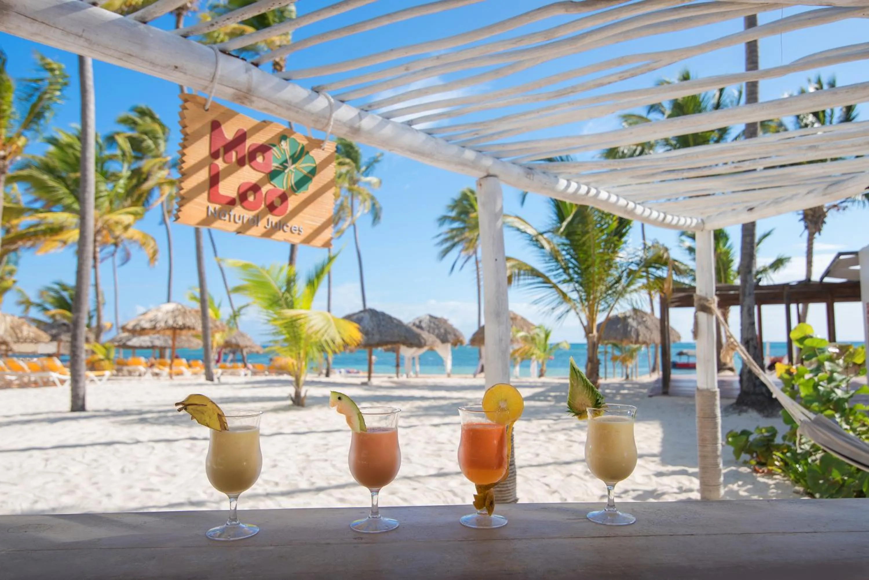 Beach in Catalonia Punta Cana - All Inclusive