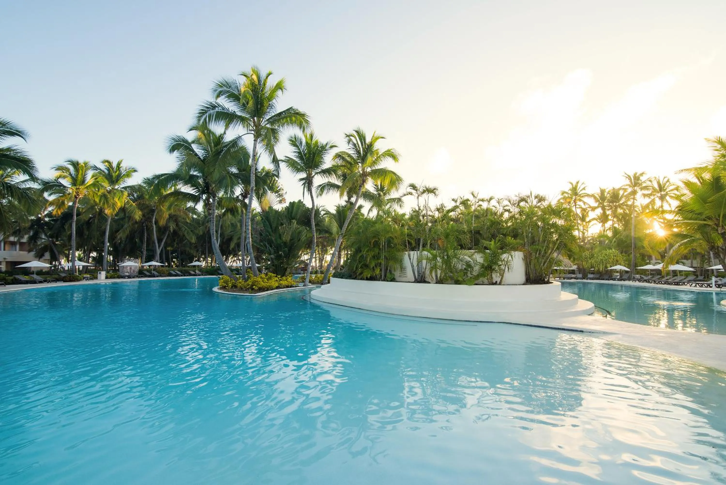 Swimming pool in Catalonia Punta Cana - All Inclusive
