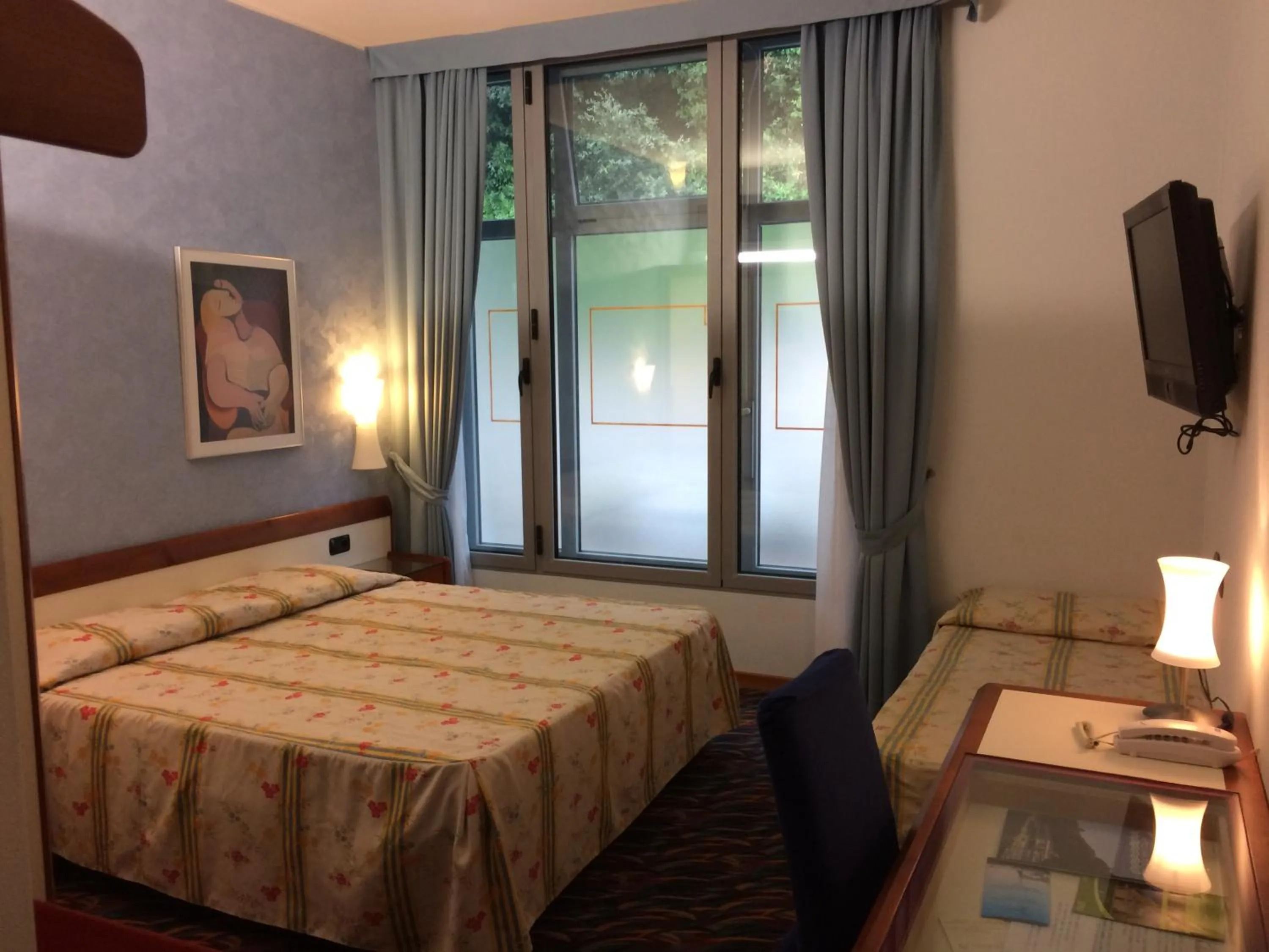 Bed in Hotel San Terenzo