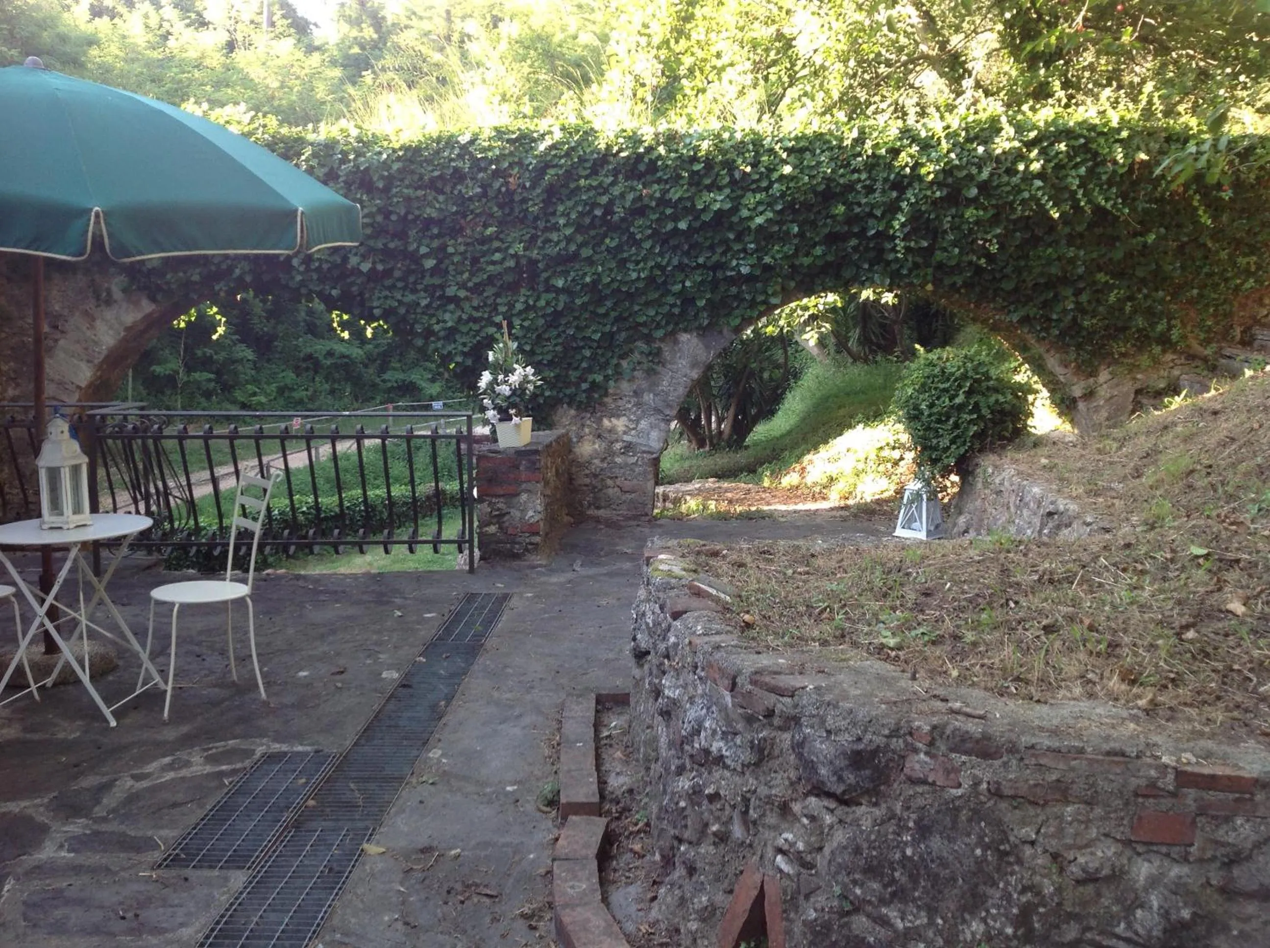 Mountain view in Guest House Antico Frantoio Pietrasanta Affittacamere