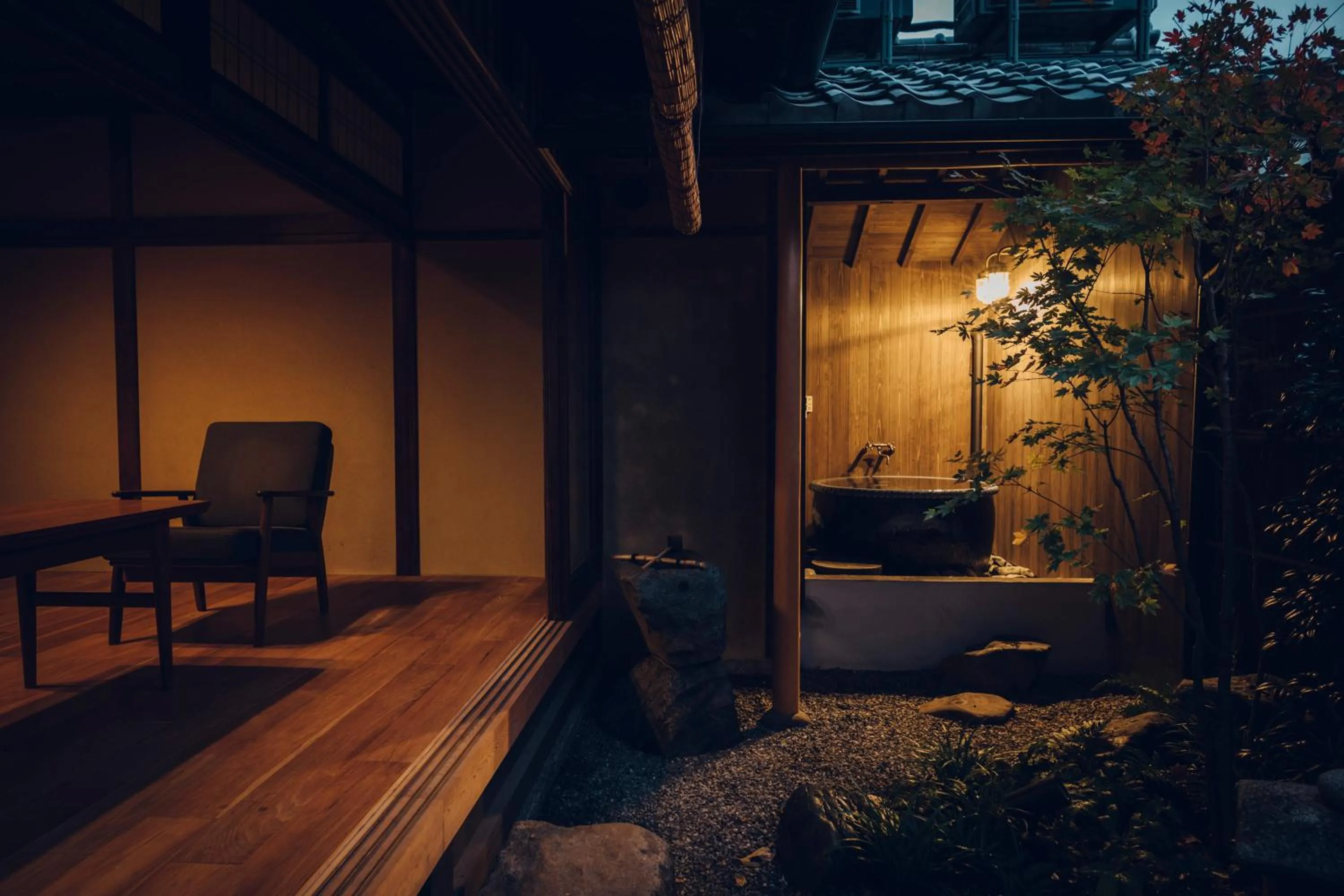 Night in Tsukihi House Kyoto