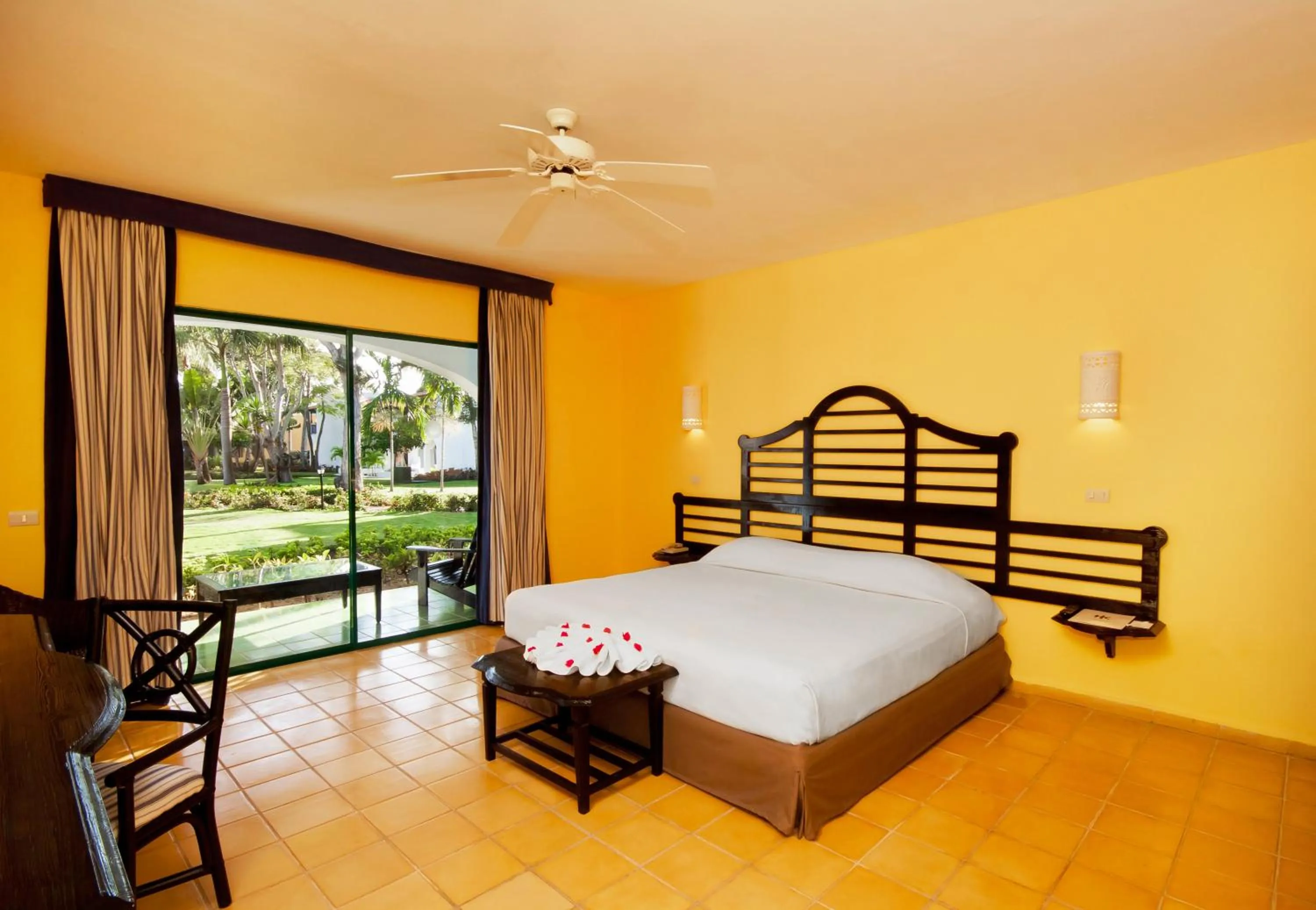 Bed in Catalonia Bayahibe - All Inclusive