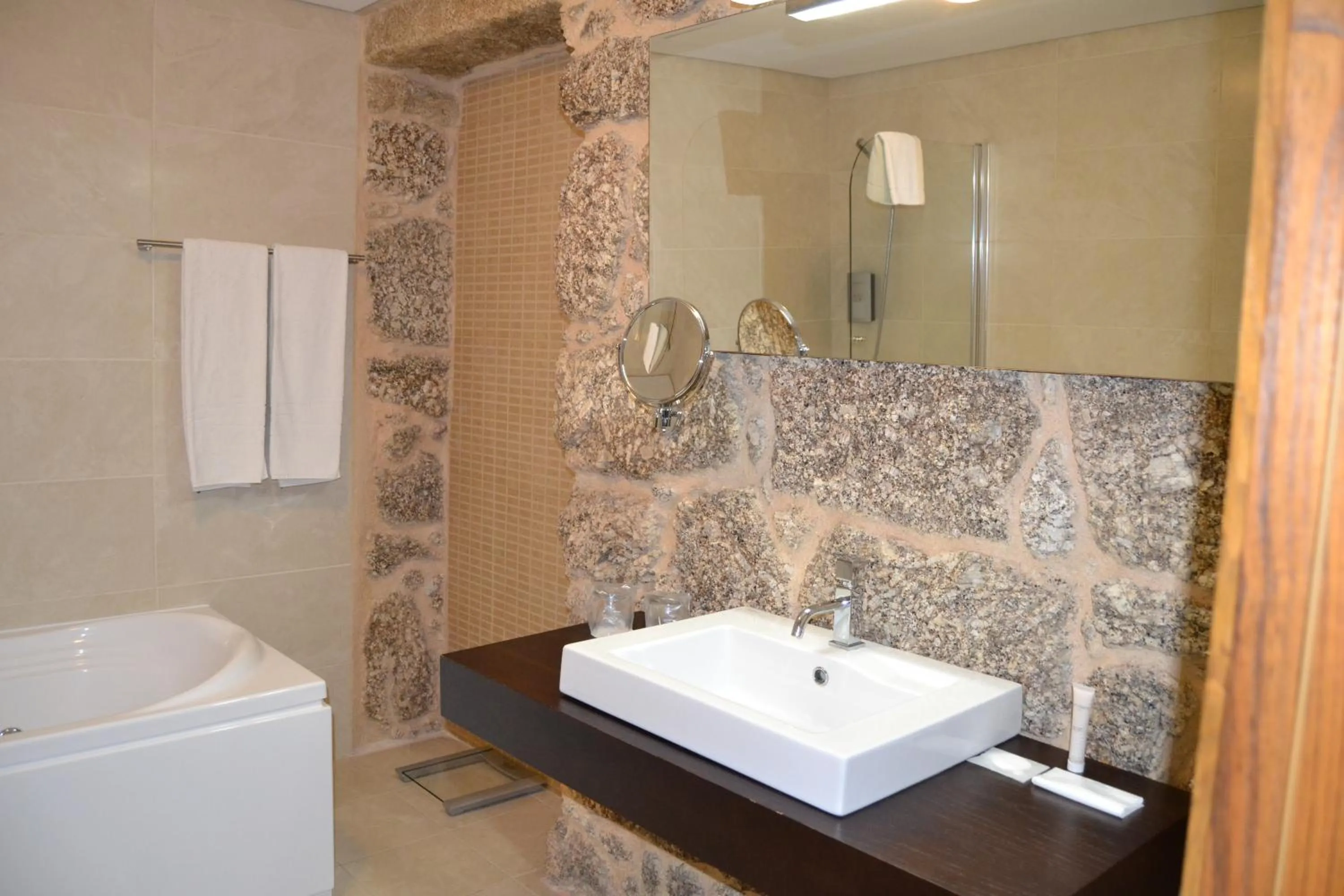 Quinta do Medronheiro Hotel Rural