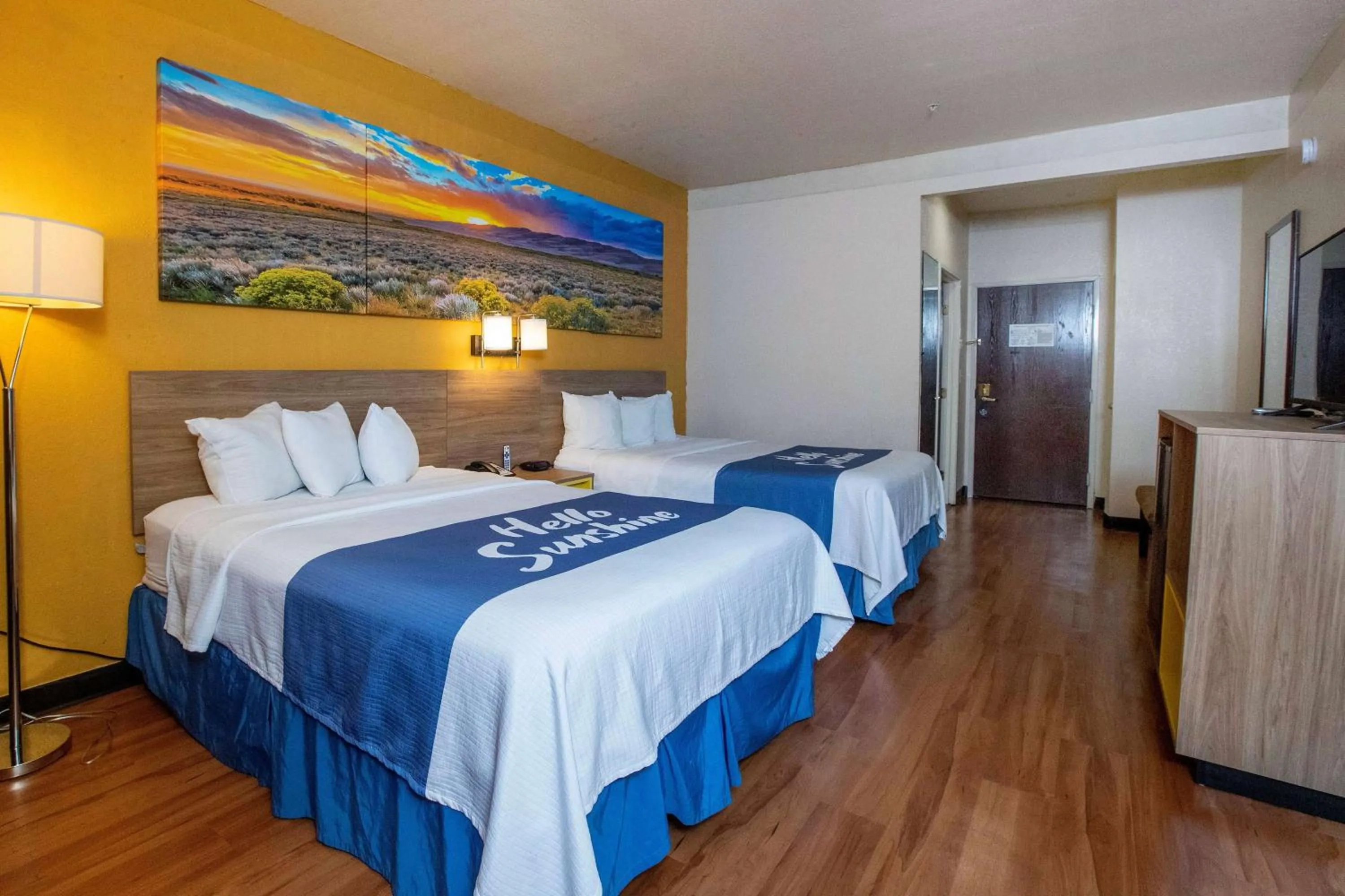 Photo of the whole room in Days Inn & Suites by Wyndham Houston North/Aldine