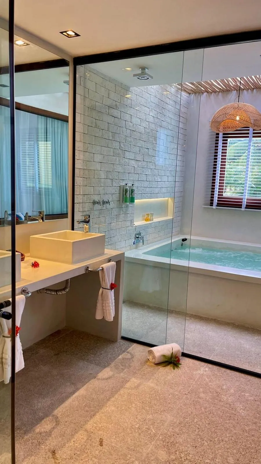 Hot Tub in Pipa Lagoa Hotel