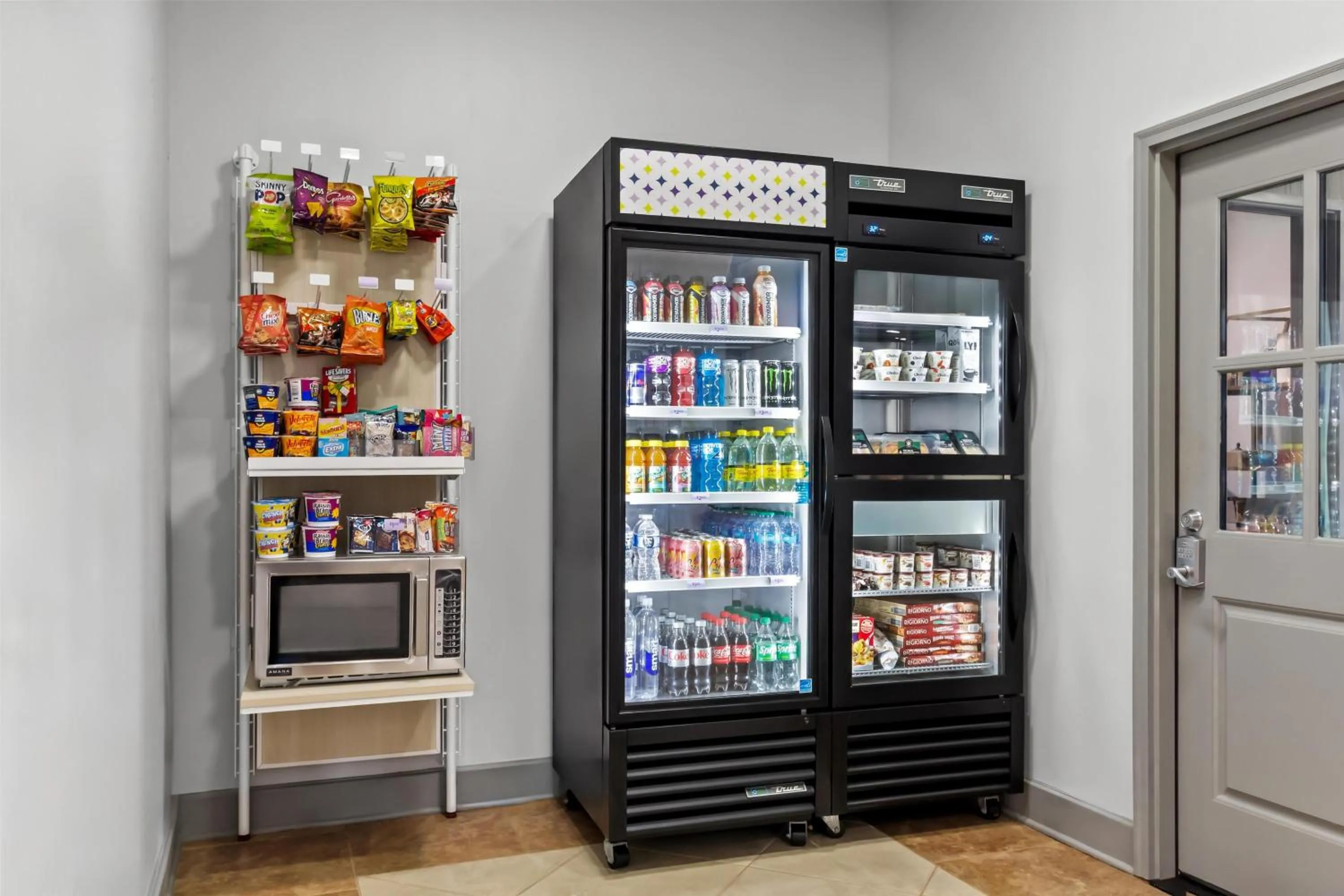 Restaurant/places to eat in Spark By Hilton Houston Hobby Airport