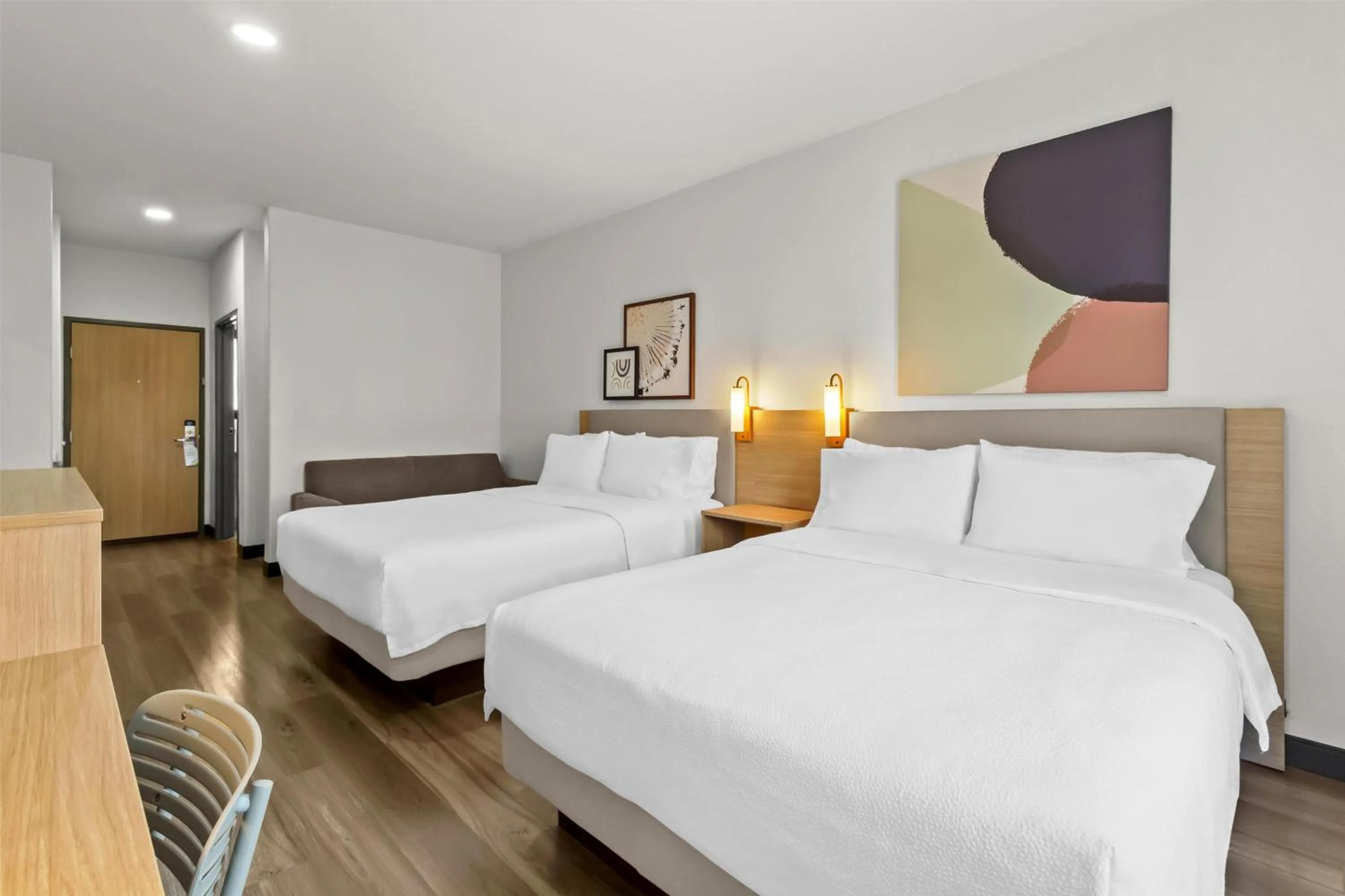 Bed in Spark By Hilton Houston Hobby Airport