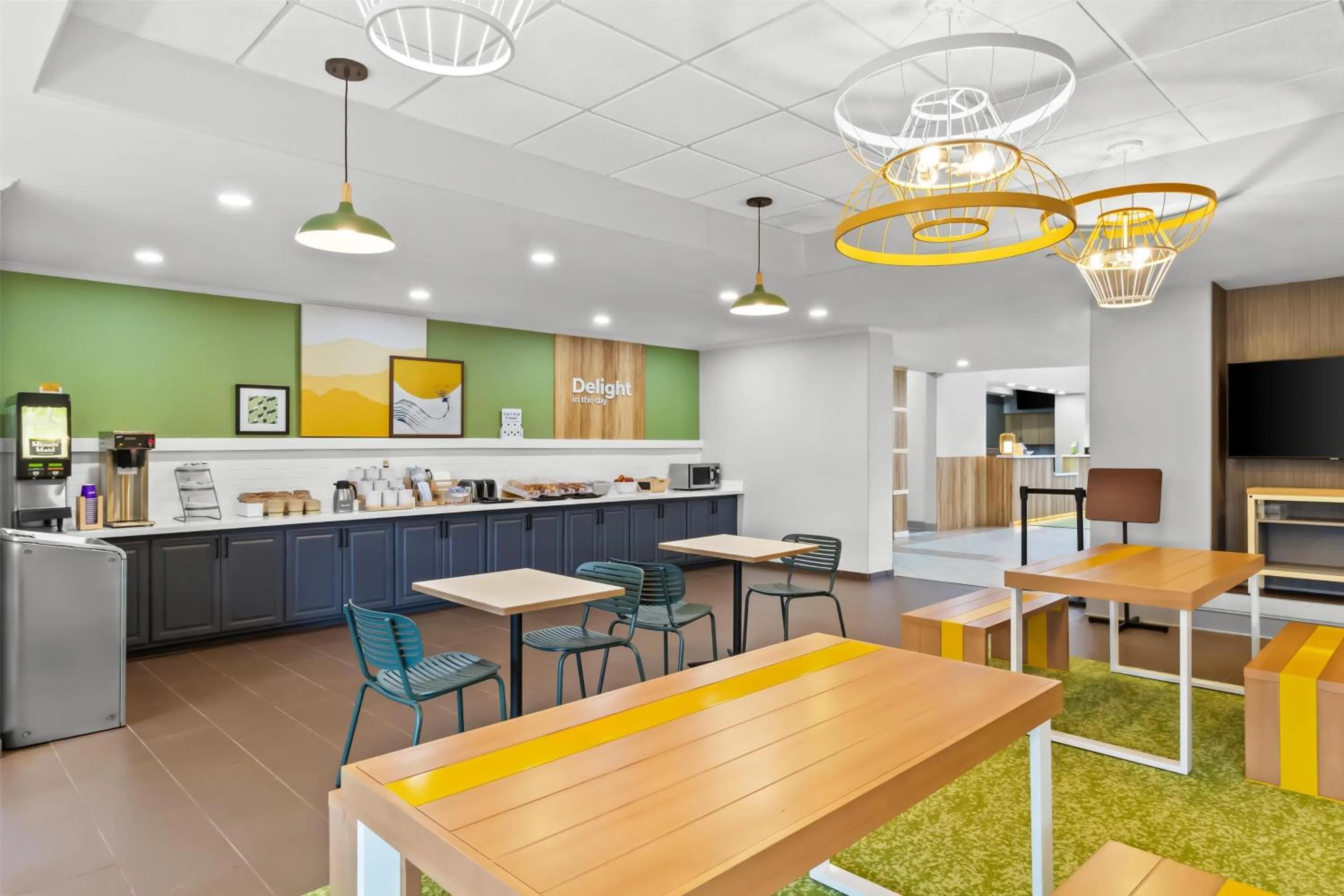 Breakfast in Spark By Hilton Houston Hobby Airport