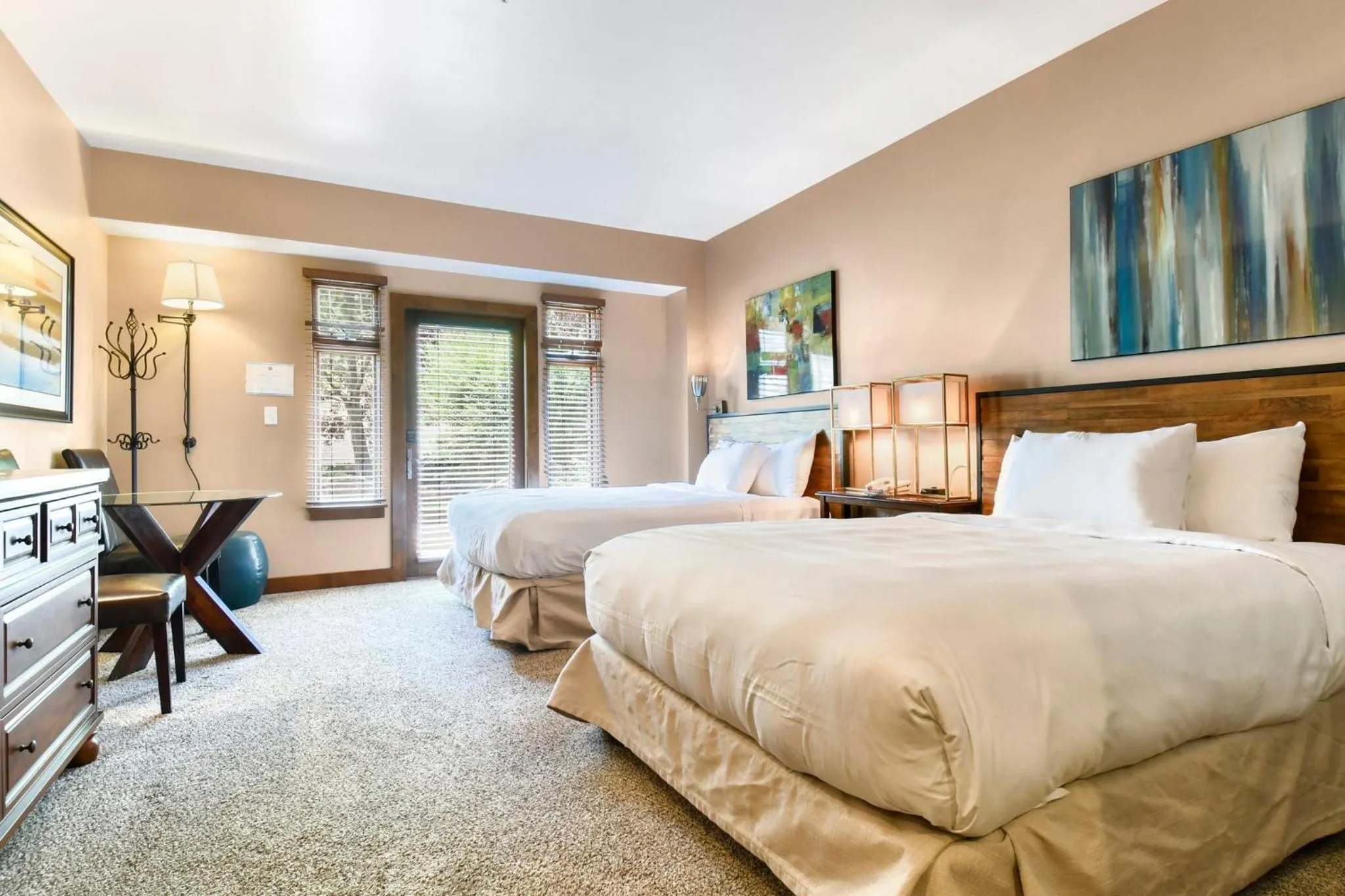 Photo of the whole room, Bed in Sundial Lodge, Park City - Canyons Village by Vail Resorts