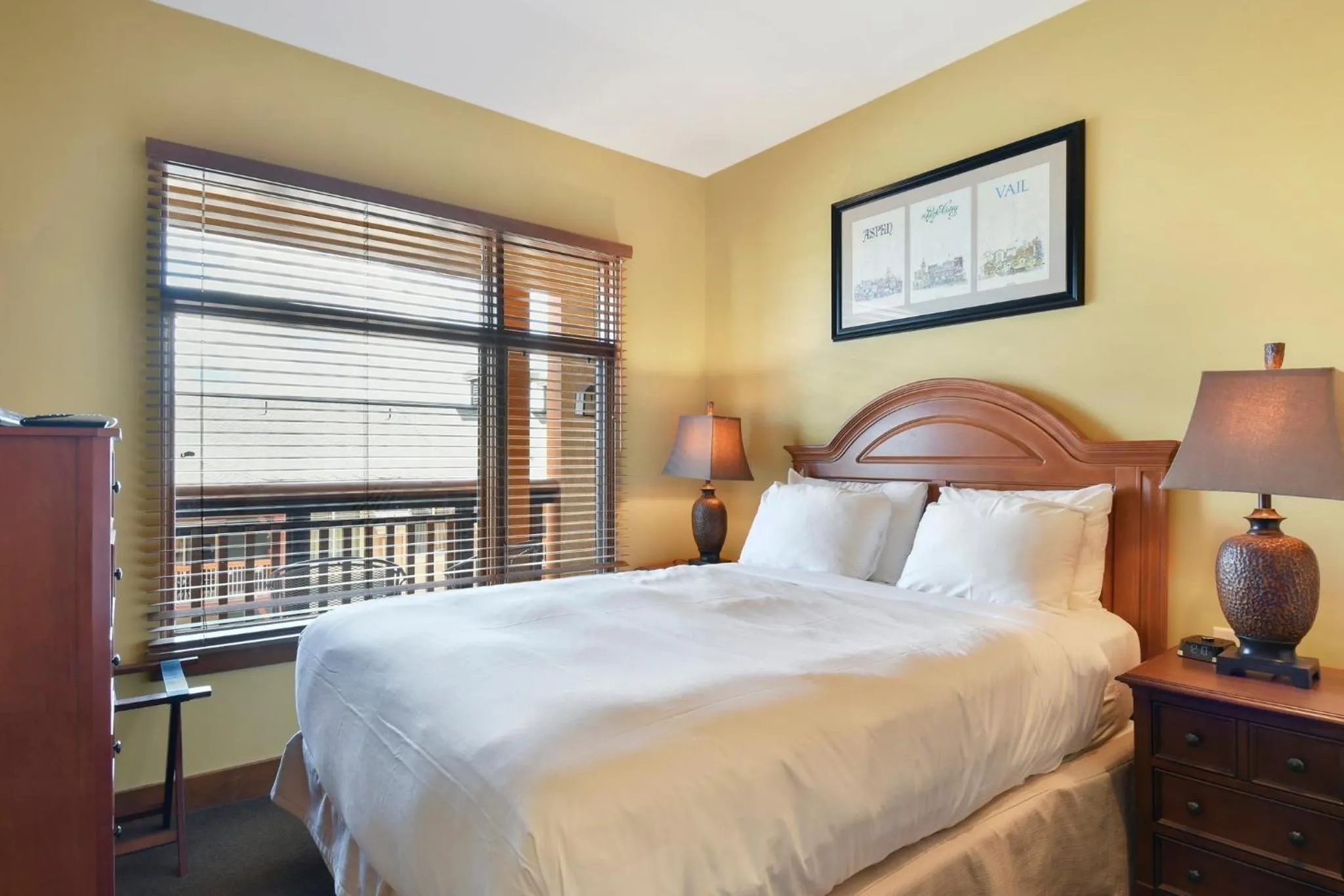 Photo of the whole room, Bed in Sundial Lodge, Park City - Canyons Village by Vail Resorts