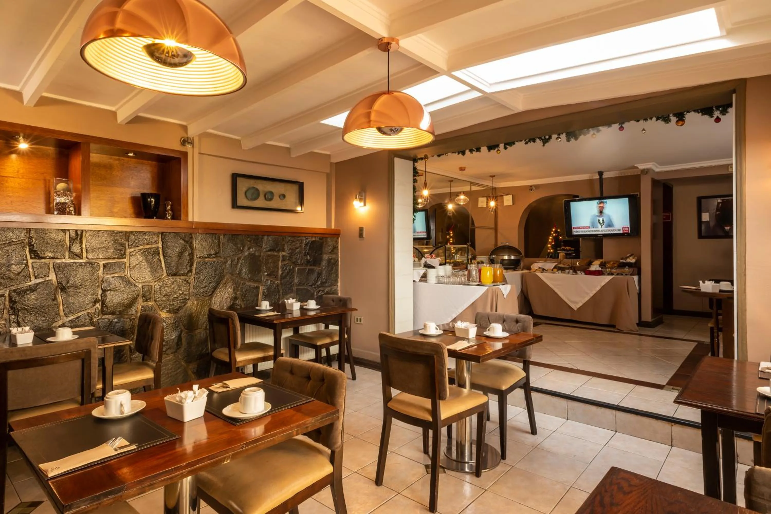 Restaurant/places to eat in Teclados Hotel