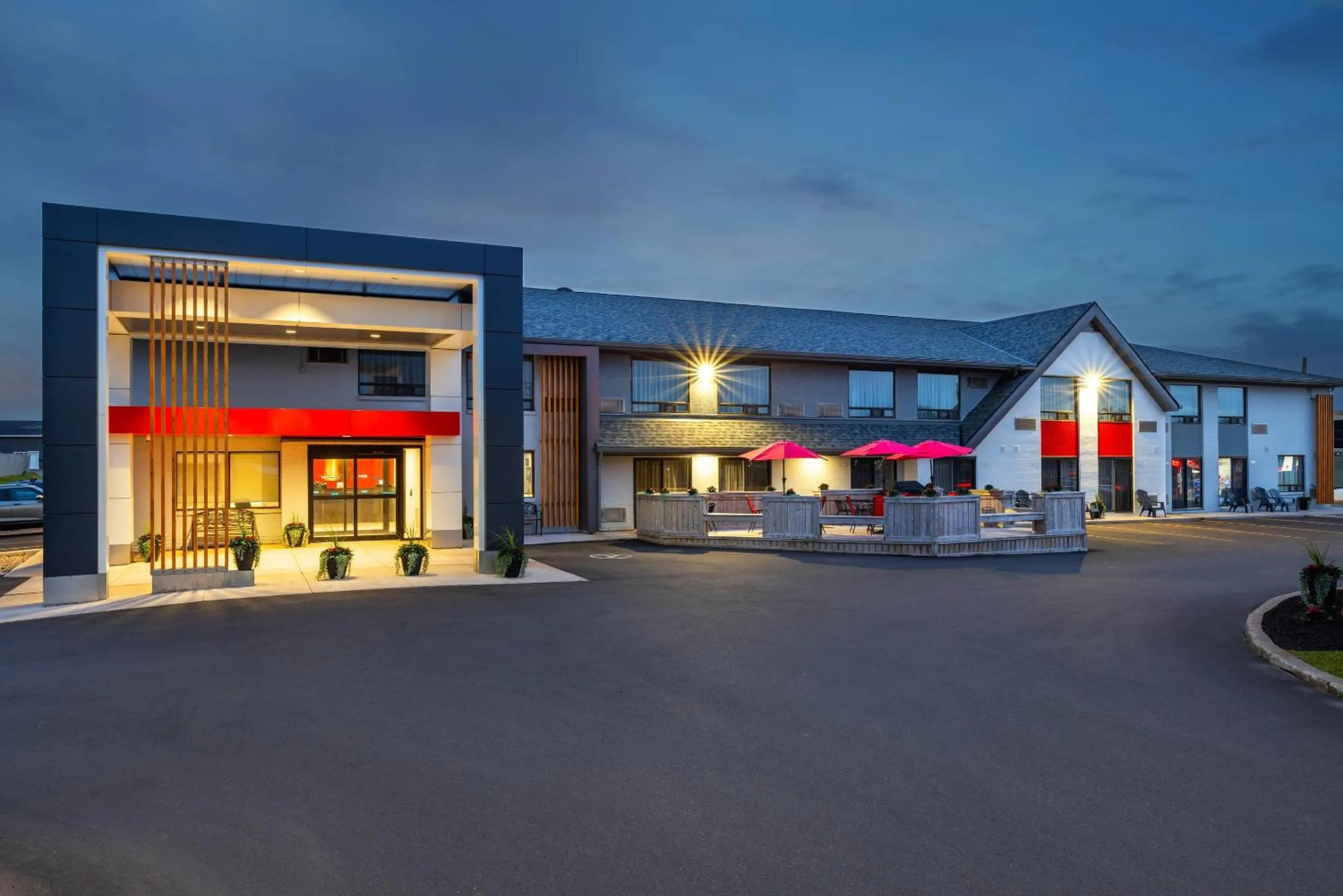 Property building in Comfort Inn