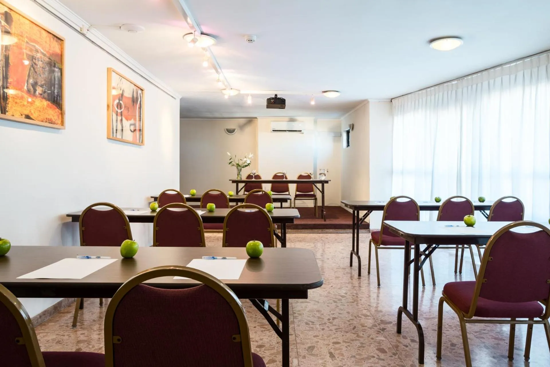 Meeting/conference room in Alfa Suites - Montevideo