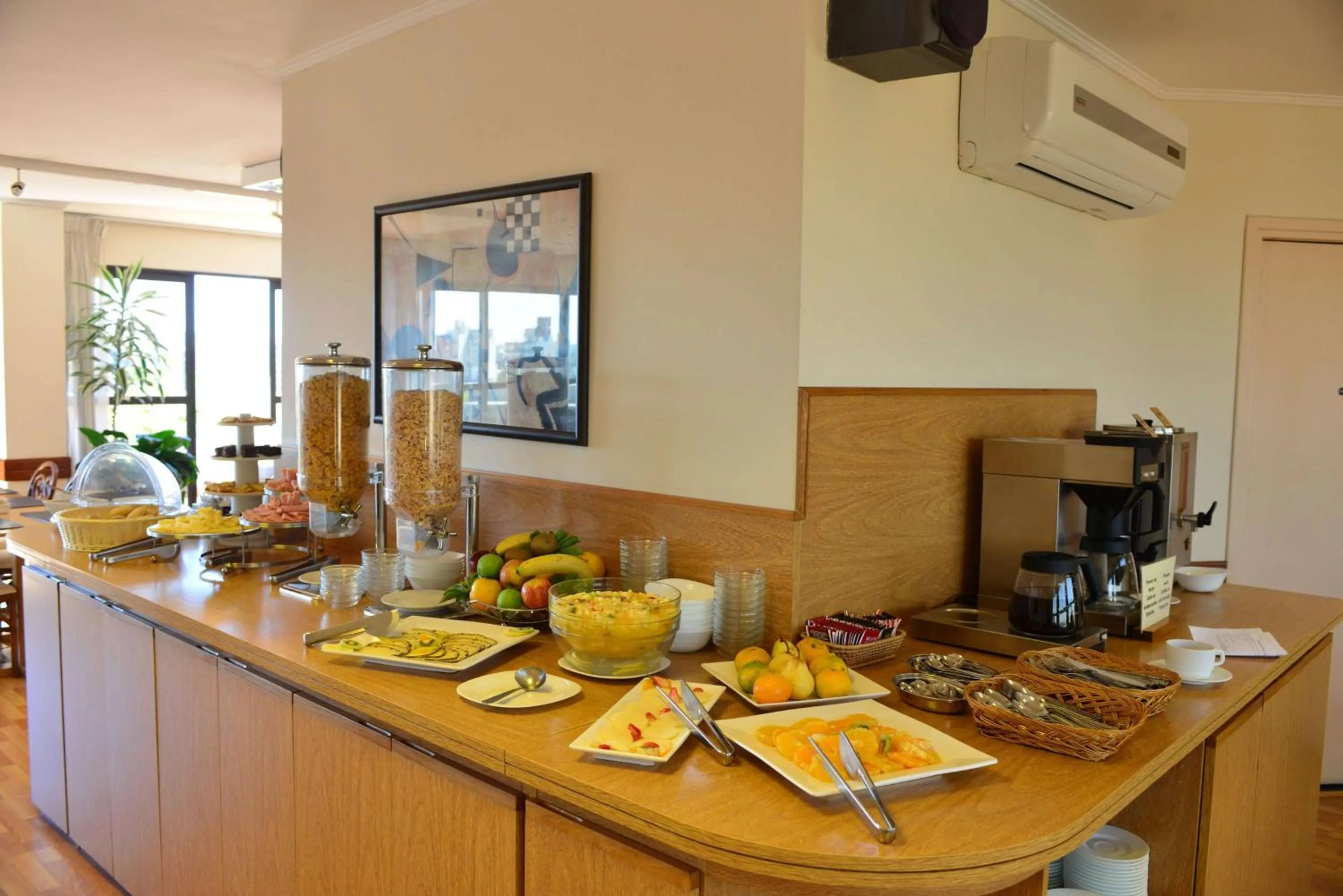Restaurant/places to eat in Alfa Suites - Montevideo
