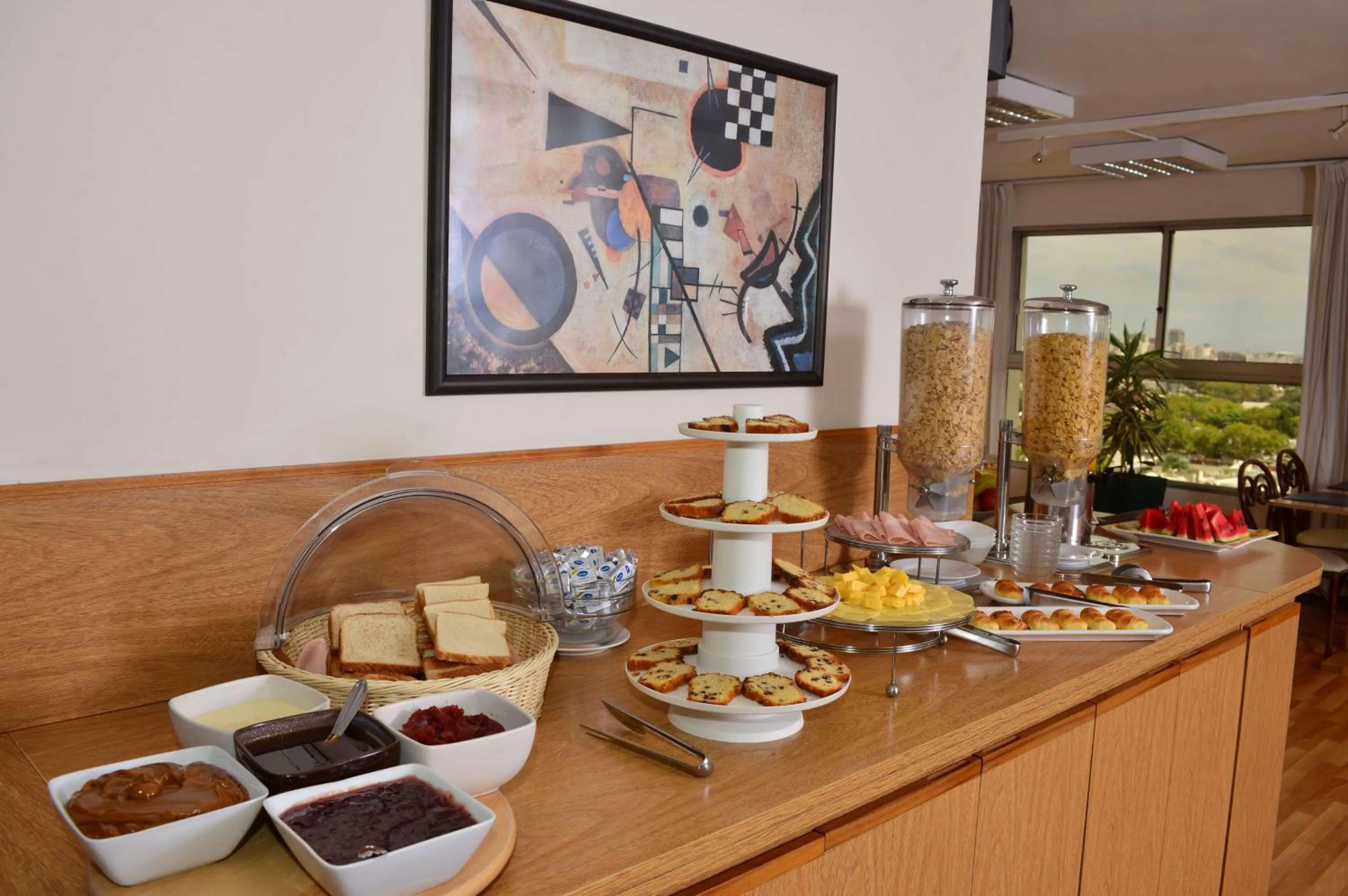 Restaurant/places to eat in Alfa Suites - Montevideo