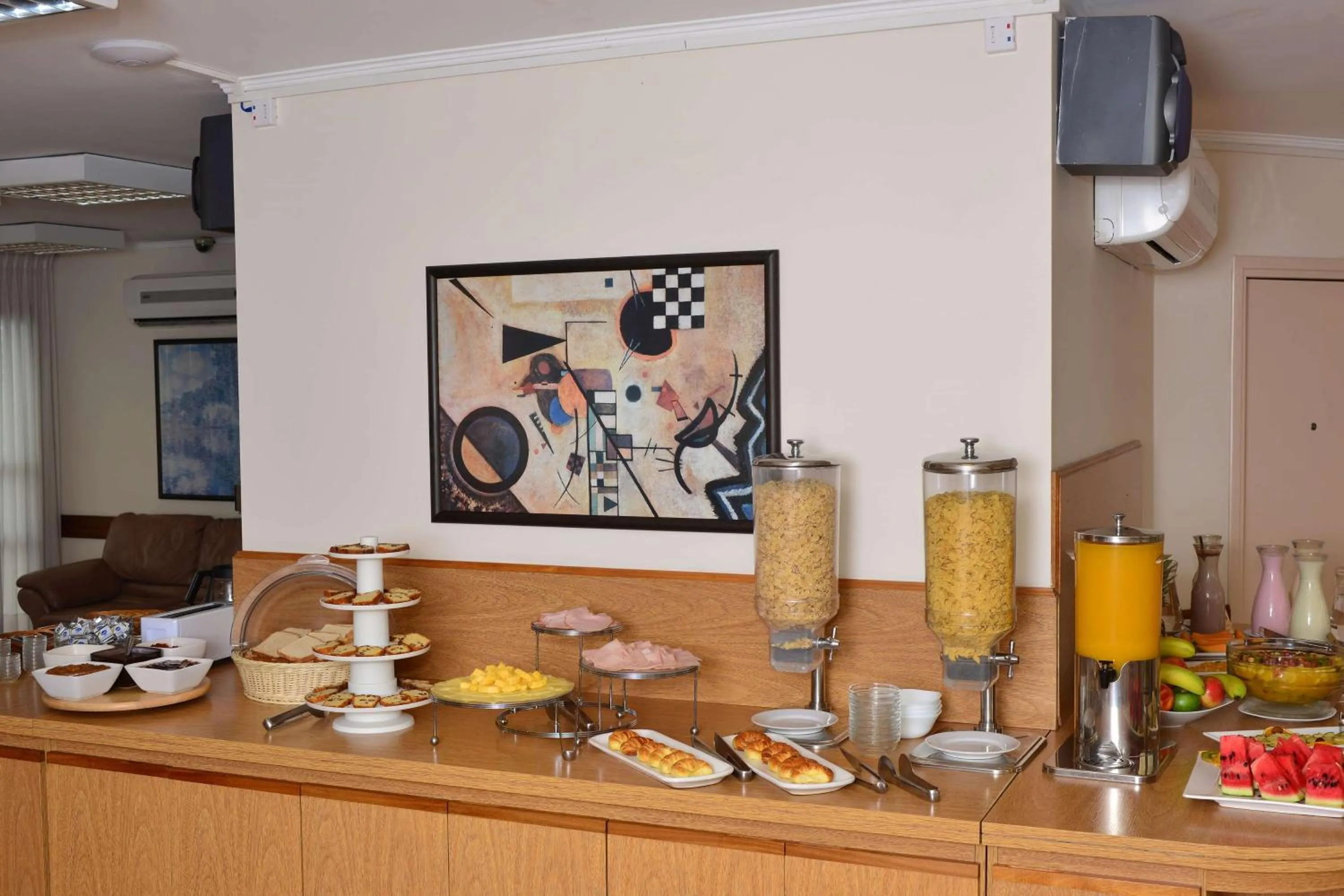 Restaurant/places to eat in Alfa Suites - Montevideo