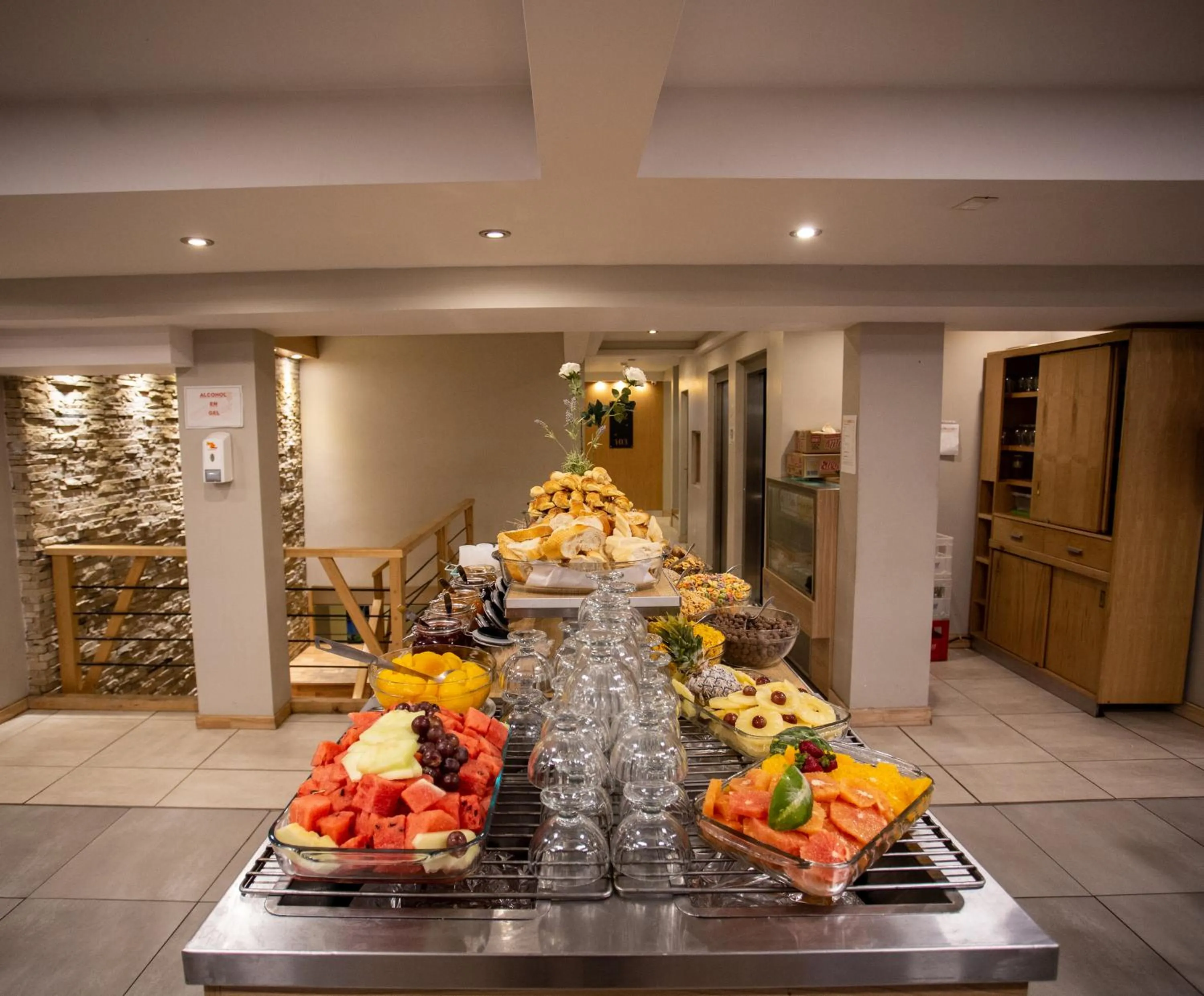 Food and drinks in Hotel EcoSki by bund