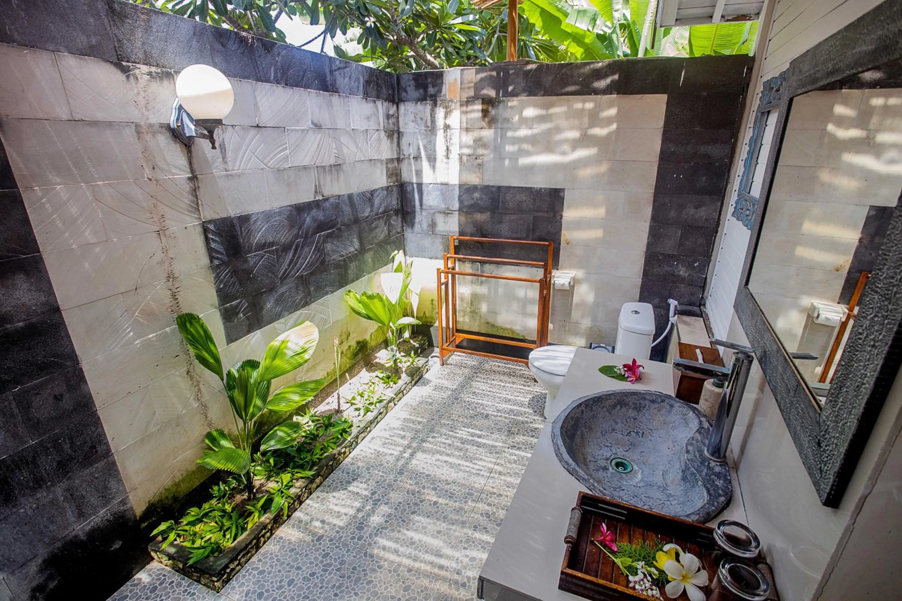 Sanghyang Bay Villas