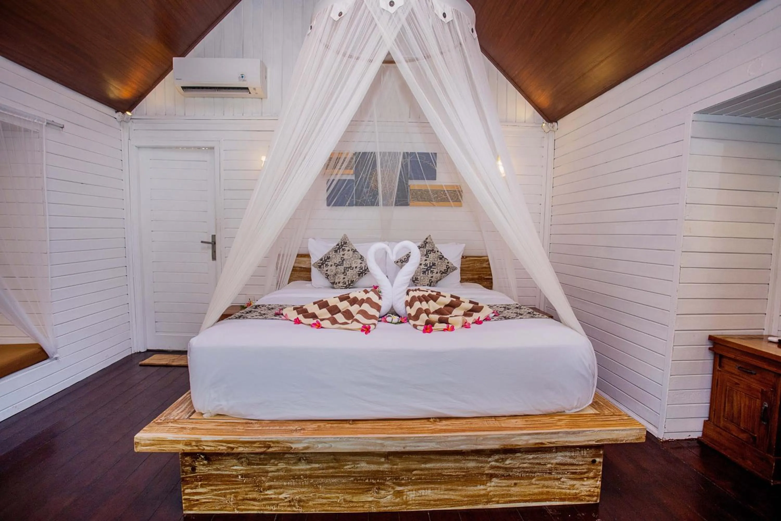 Bed in Sanghyang Bay Villas