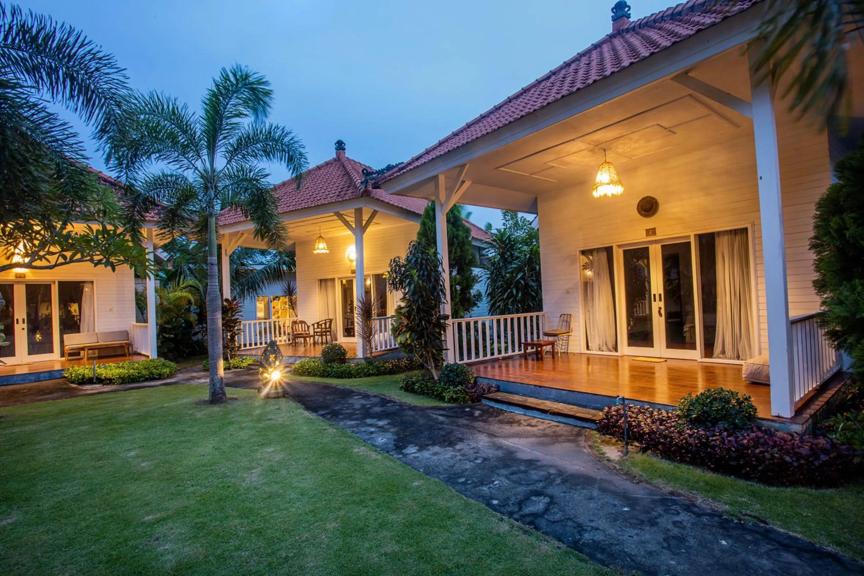 Sanghyang Bay Villas