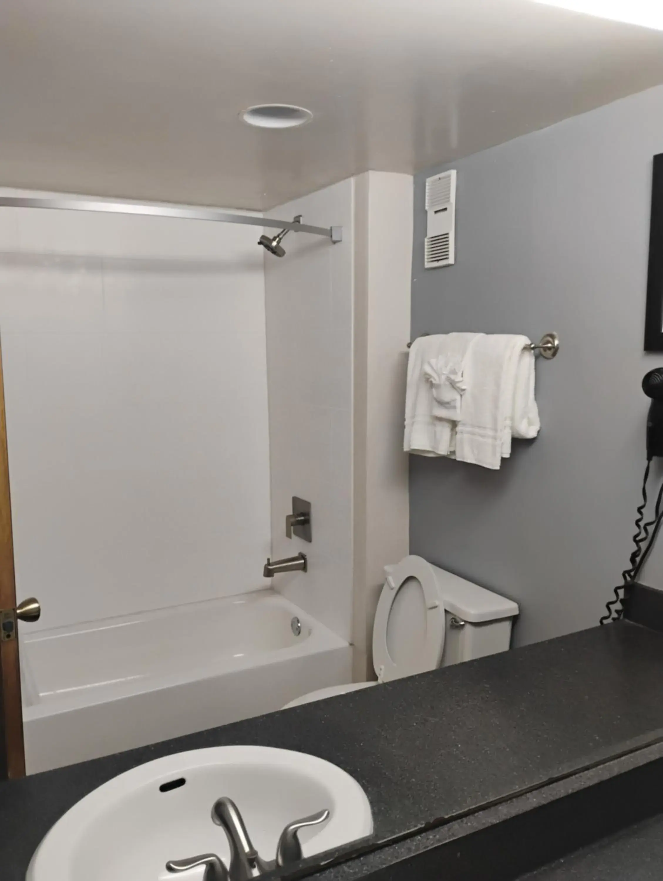 Lake View Double Queen in Inn at Grand Glaize Lake View Double Queen in Inn at Grand Glaize