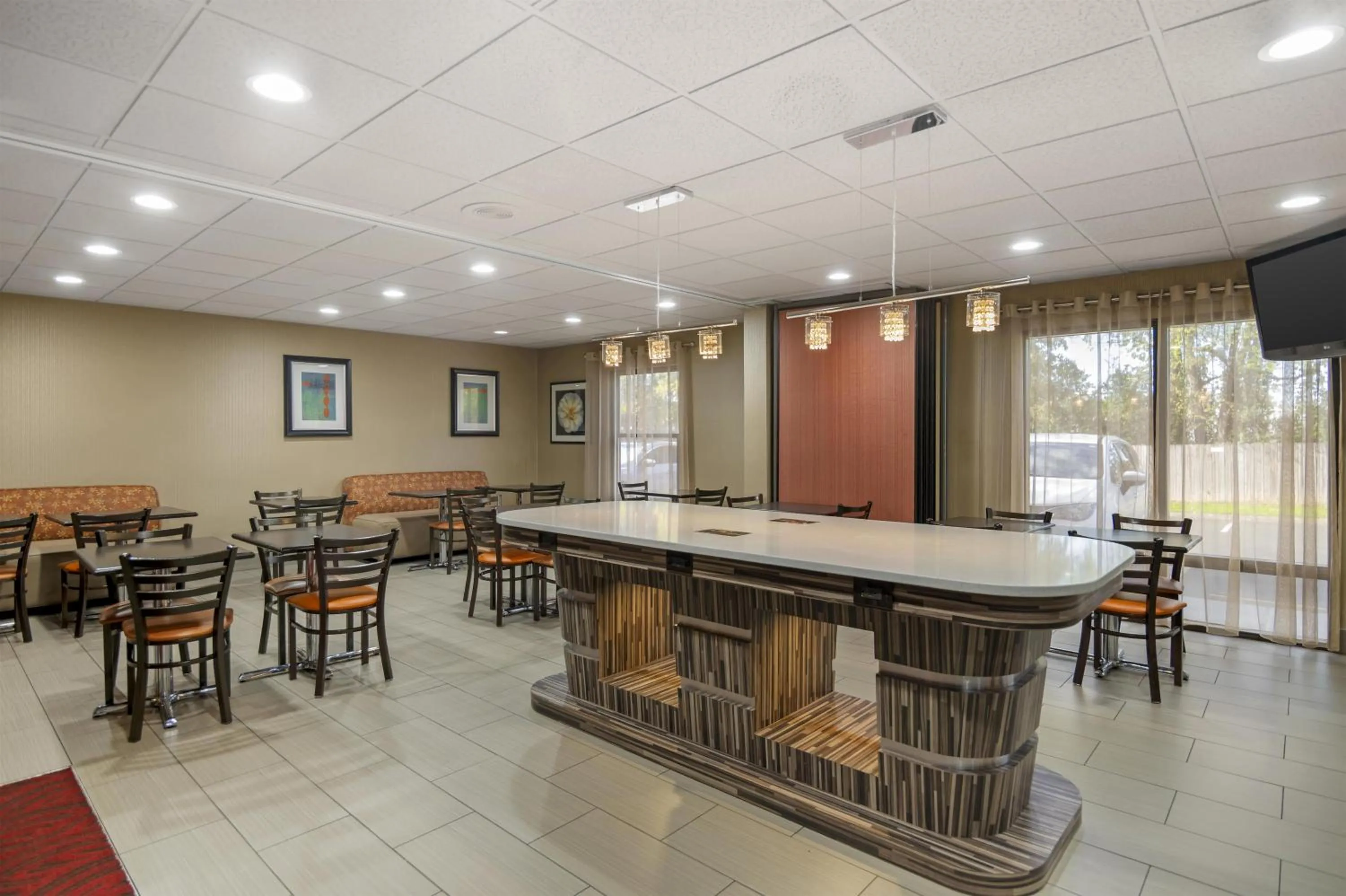 Breakfast in Best Western Suites near Opryland