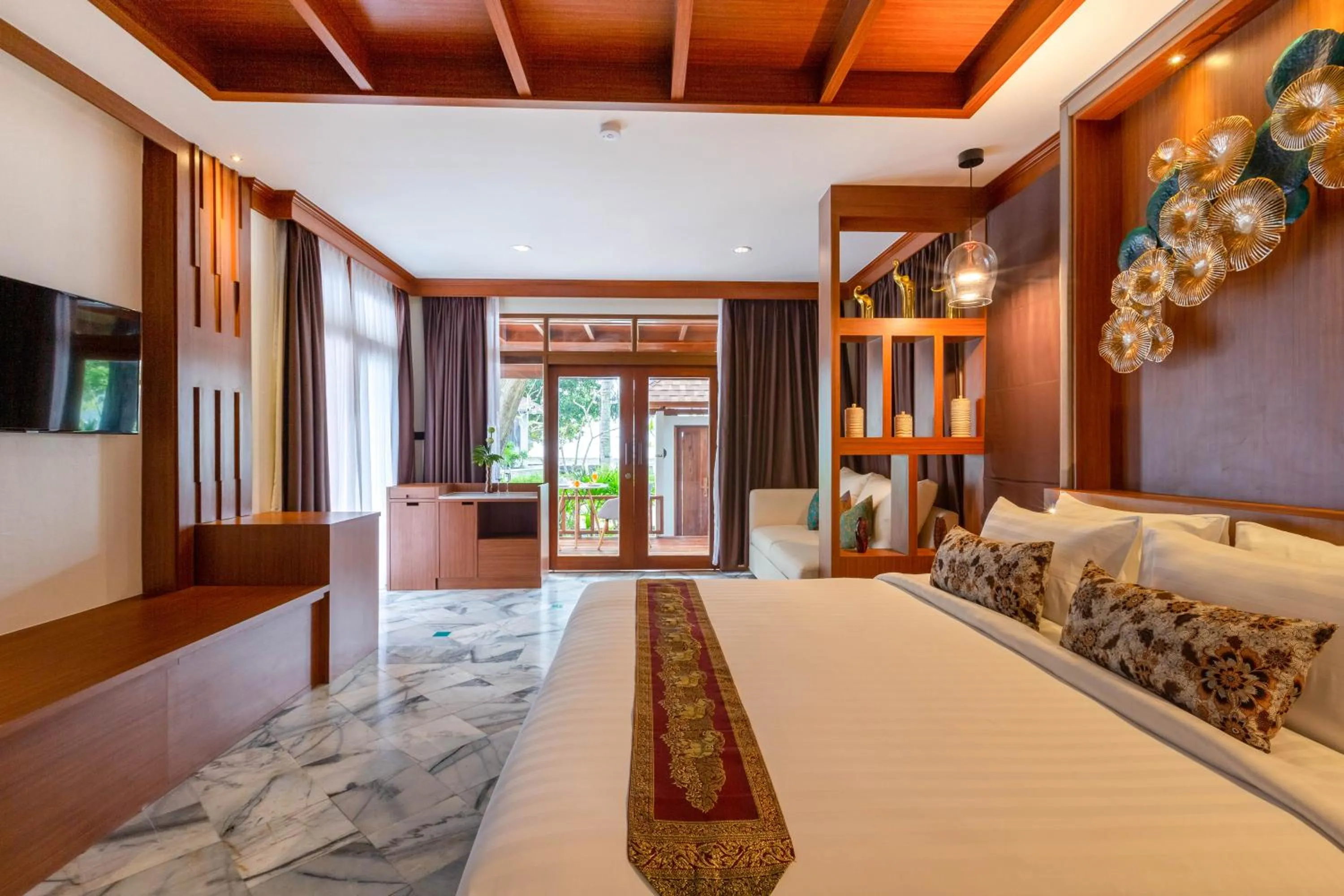 Bed in Railay Bay Resort & Spa