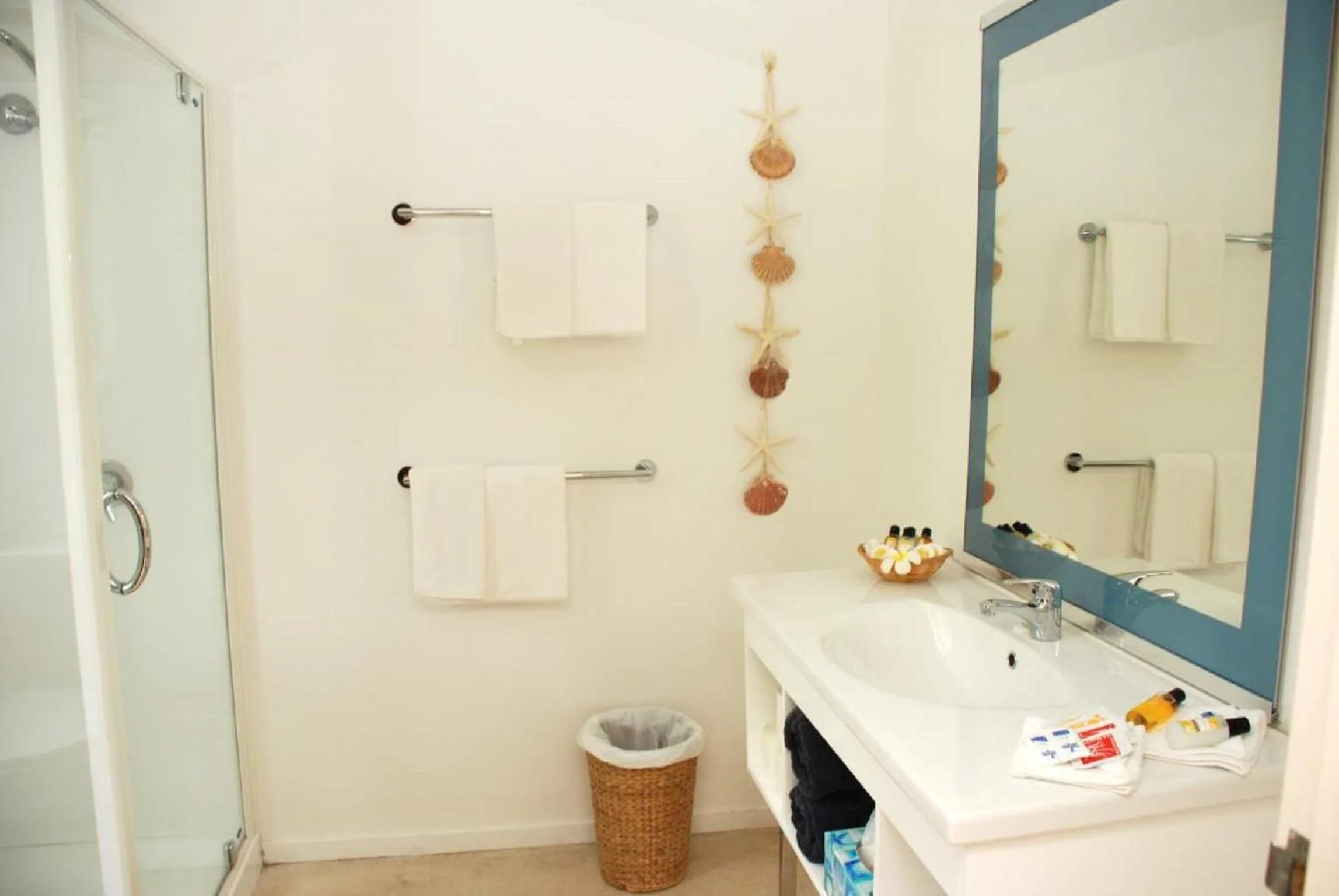 Bathroom in Sunset Resort