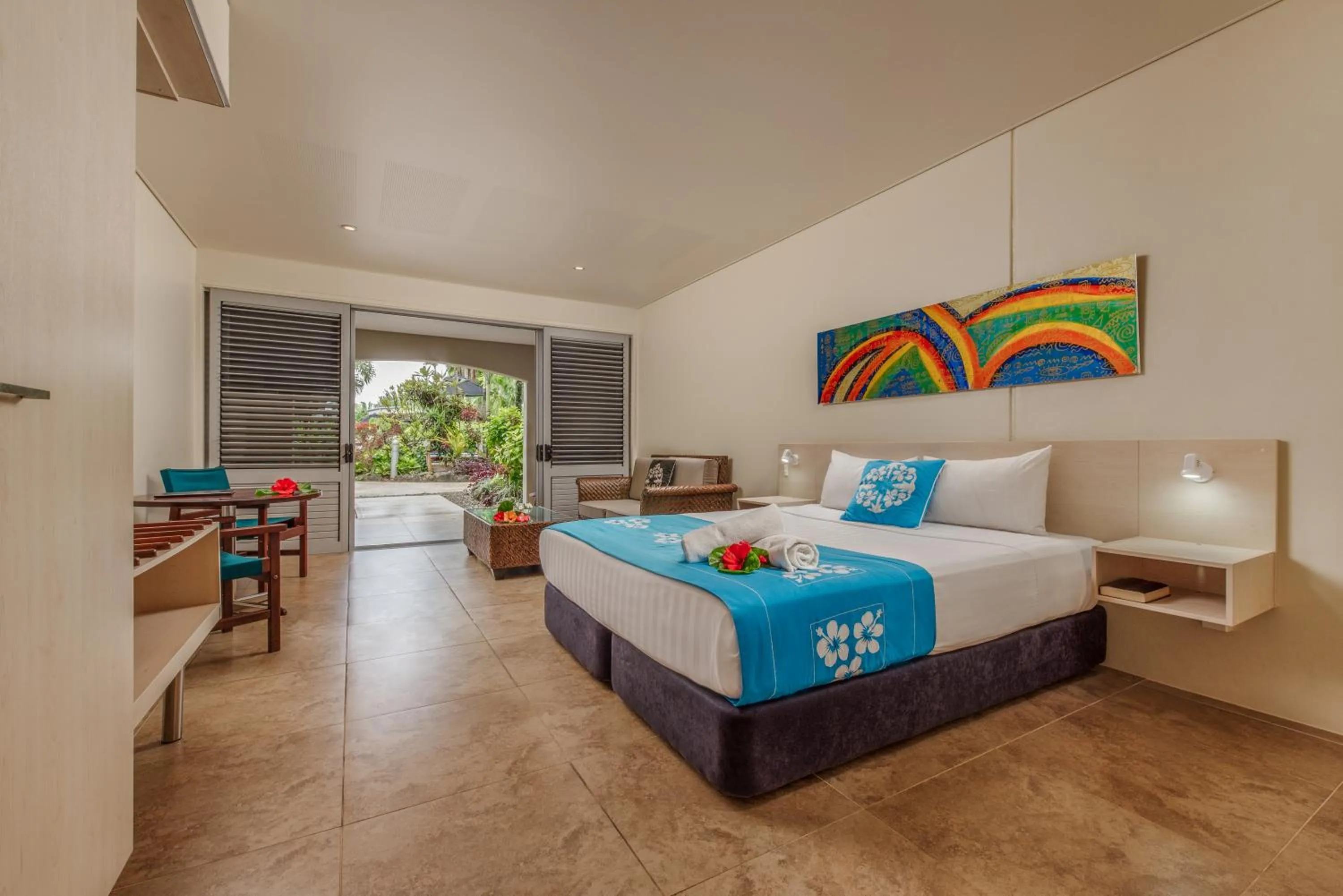 Bedroom, Bed in Sunset Resort