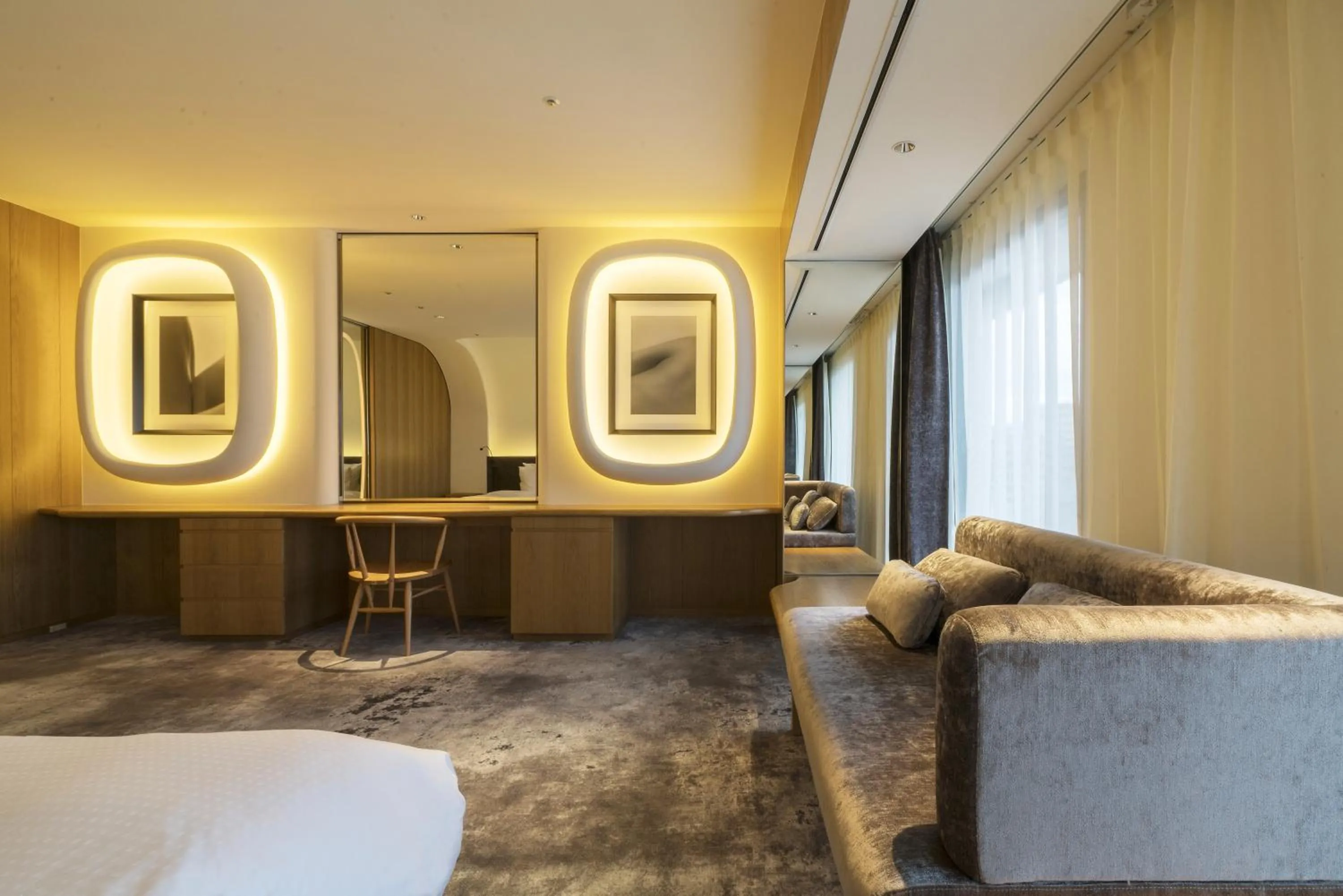 Photo of the whole room, Bed in ANA Crowne Plaza Hotel Kyoto by IHG