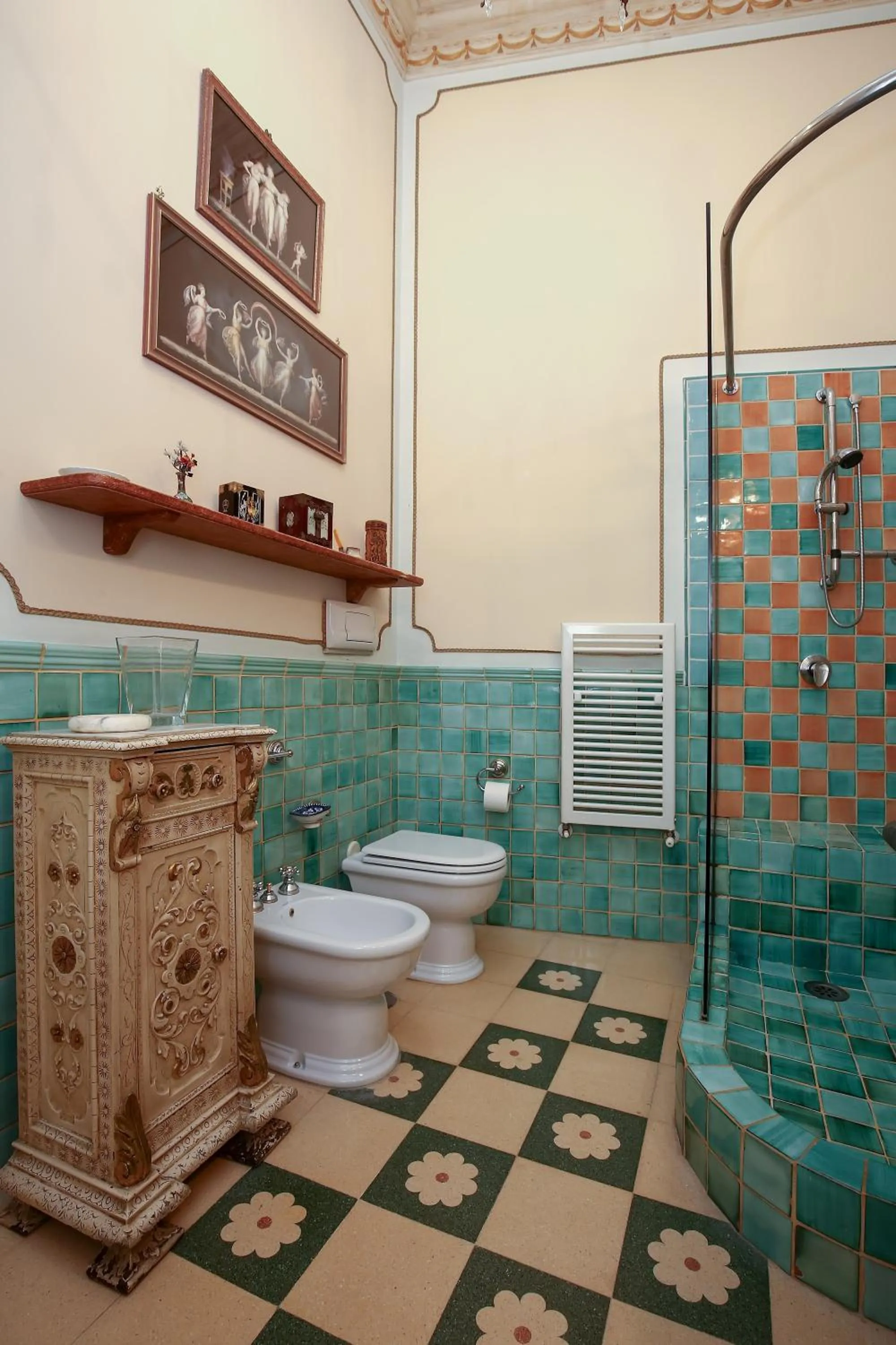 Bathroom in B&B Flora House