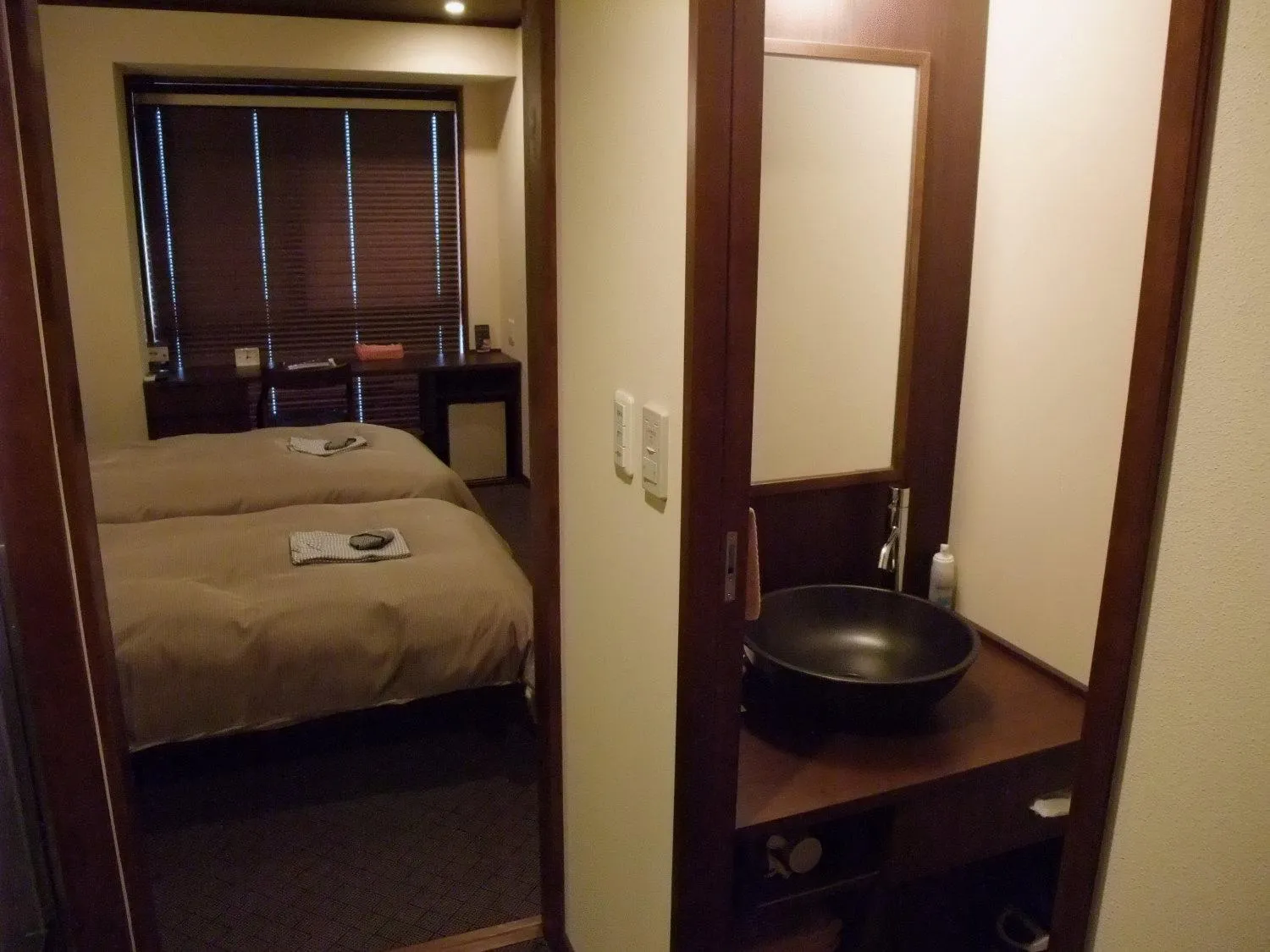 Photo of the whole room, Bed in Ochanomizu Hotel Shoryukan