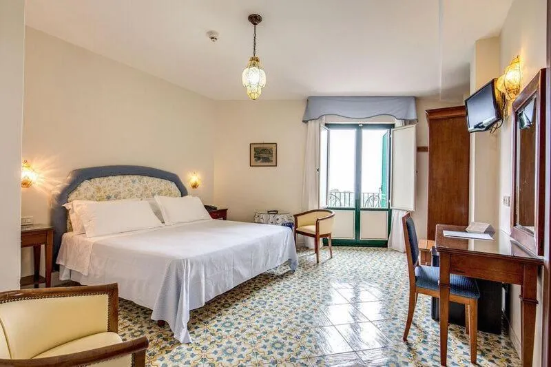 Bed in Hotel La Badia