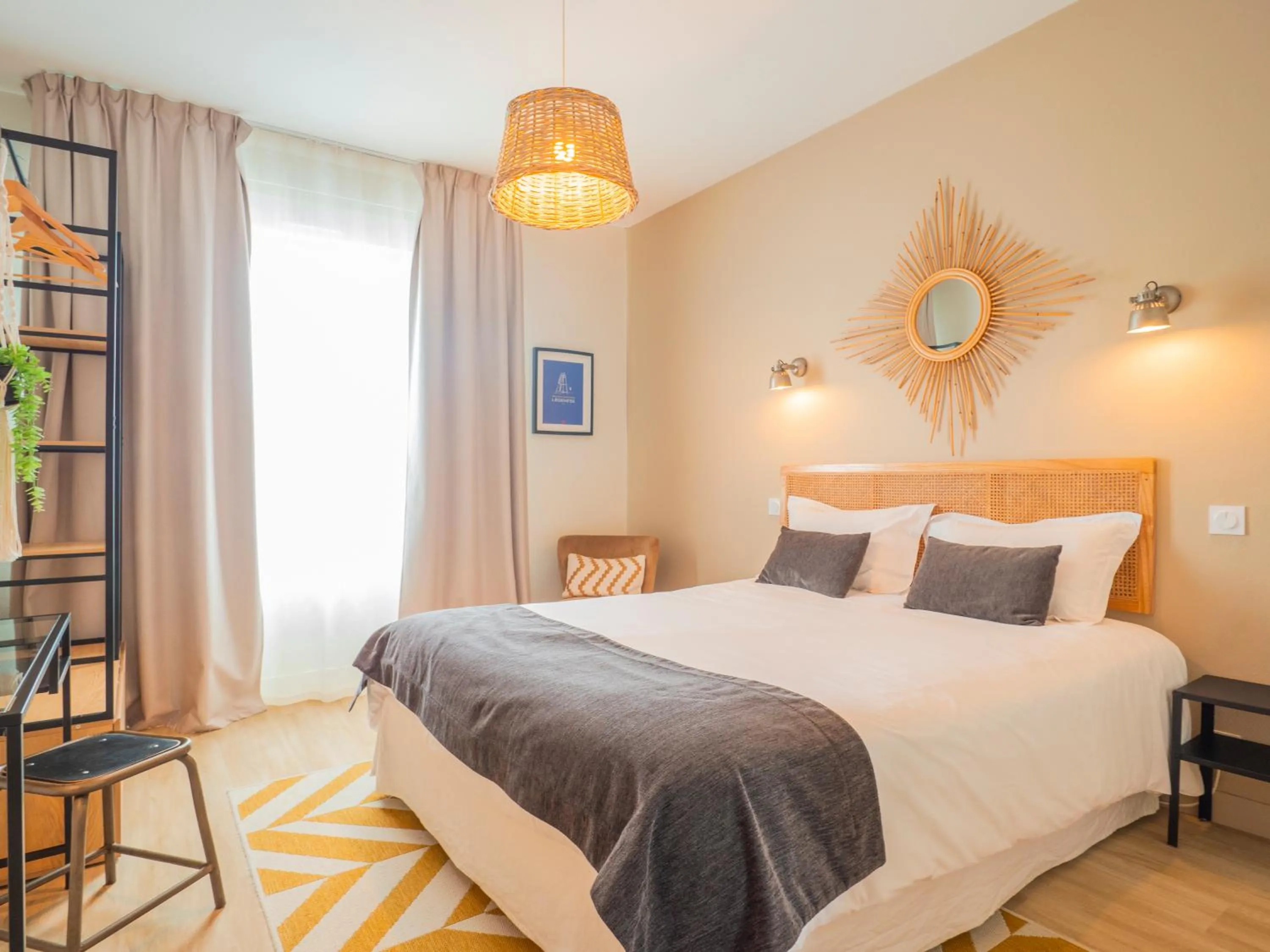 Bed in Hotel La Licorne