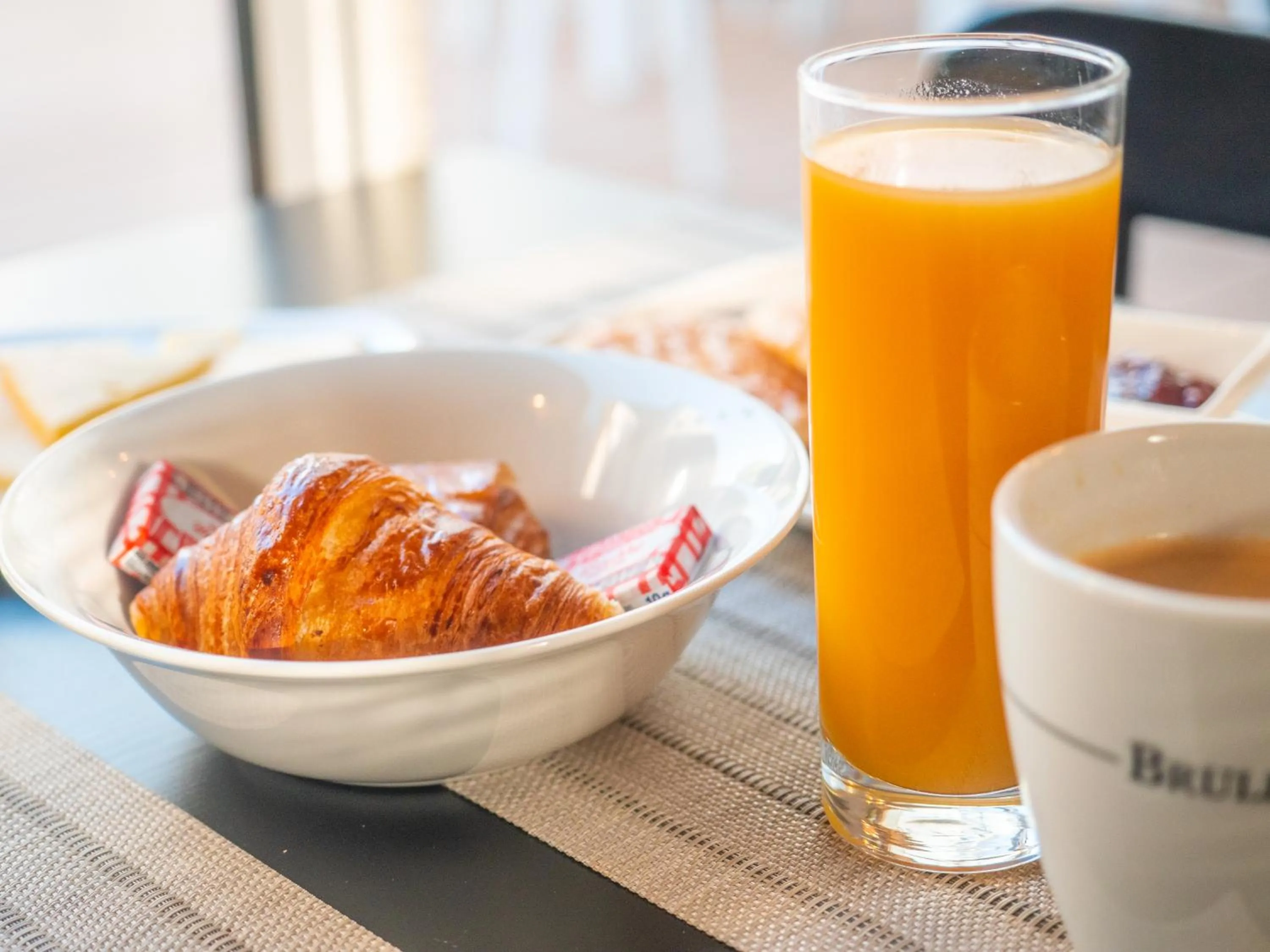 Food and drinks in Hotel La Licorne