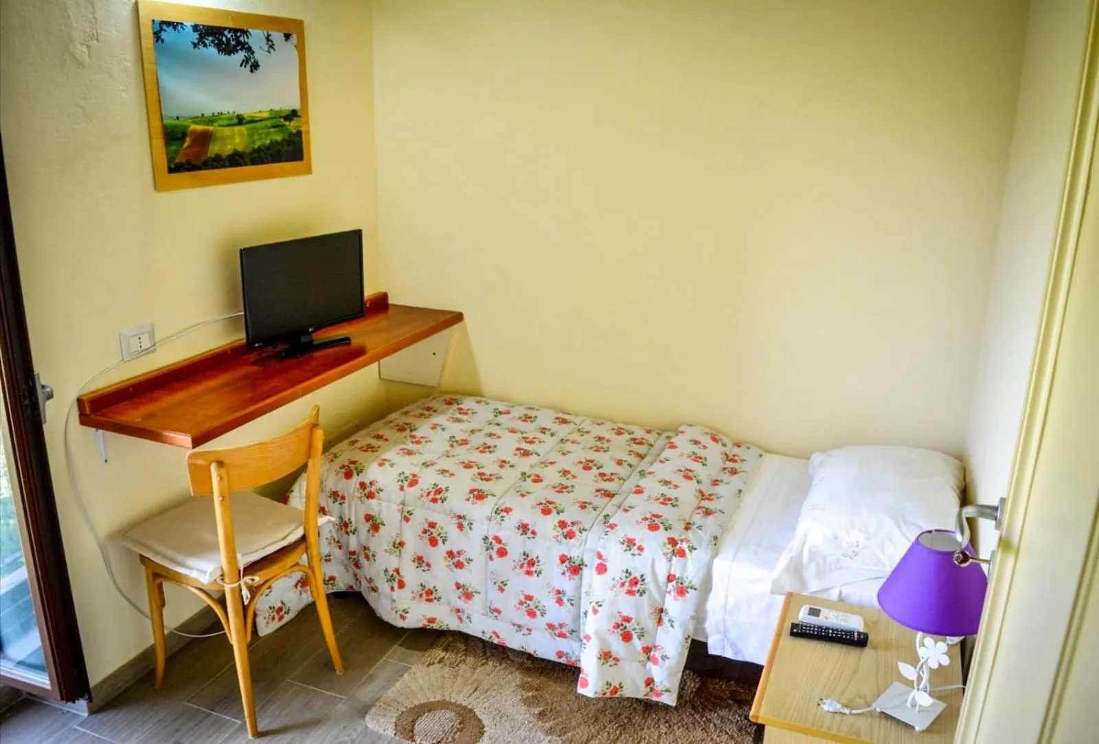 Bed in Due Passi B&B