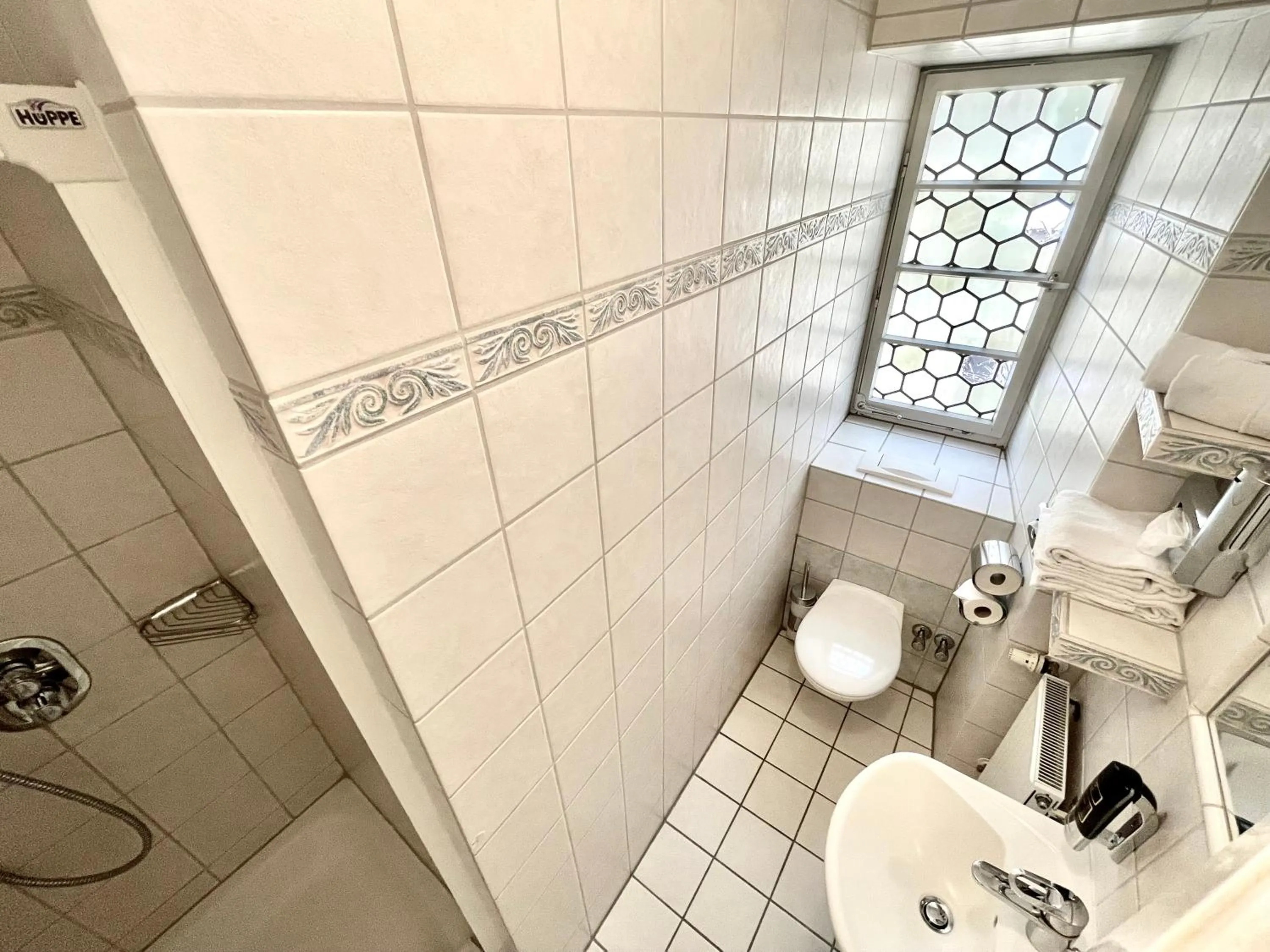 Shower in Hotel Schloss Zell