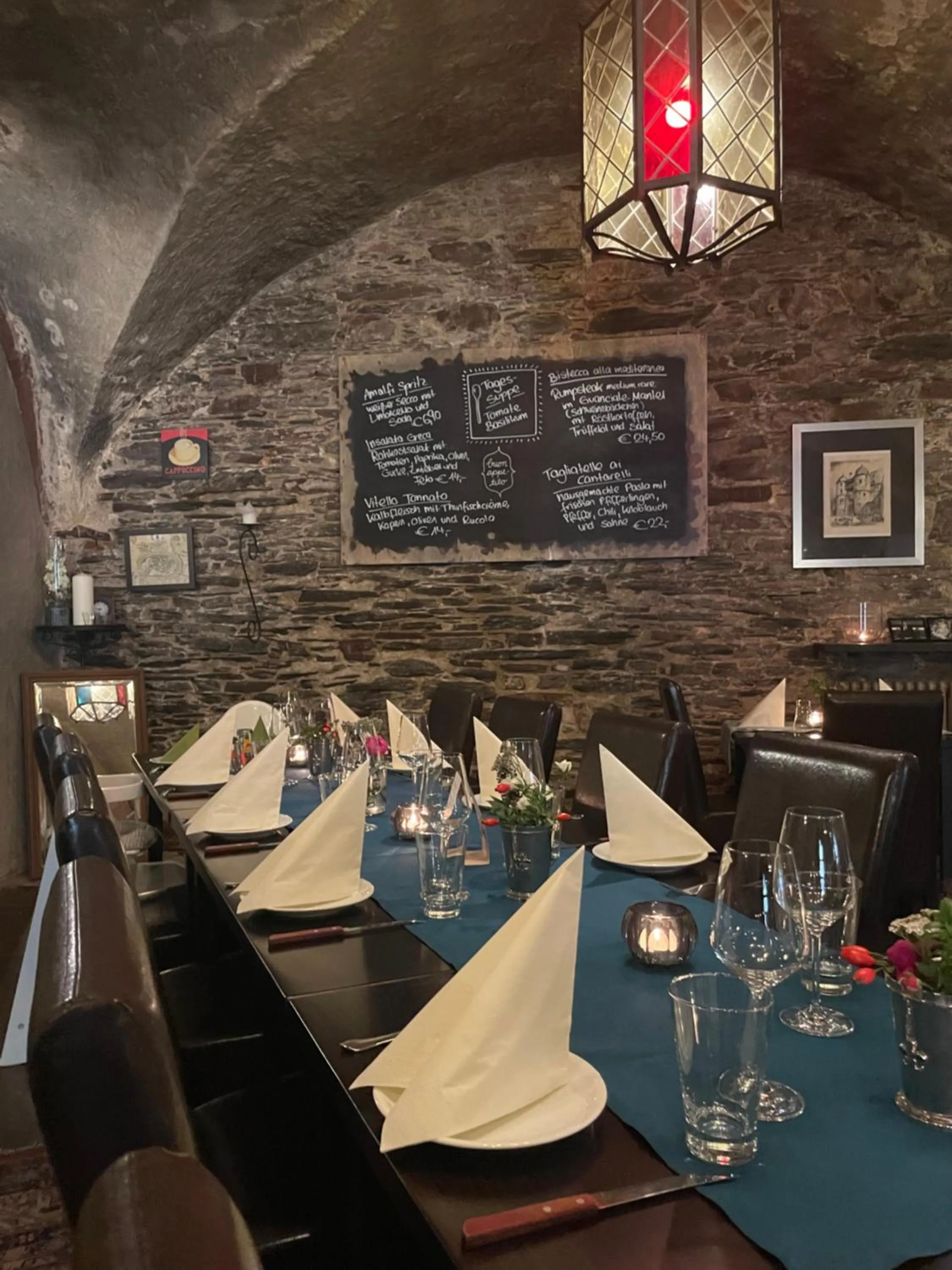 Restaurant/places to eat in Hotel Schloss Zell