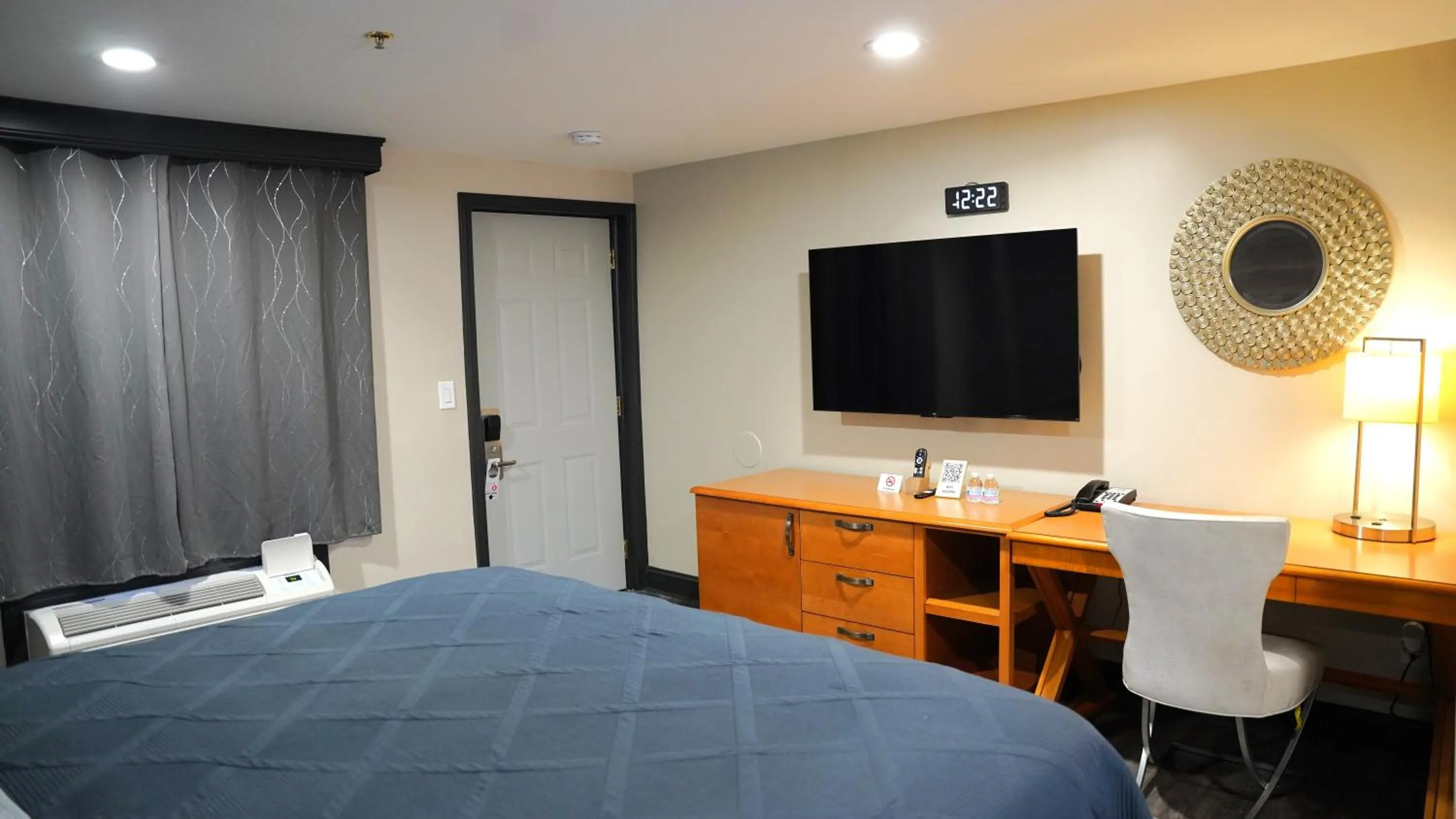 Bed in Carrier Motor Lodge