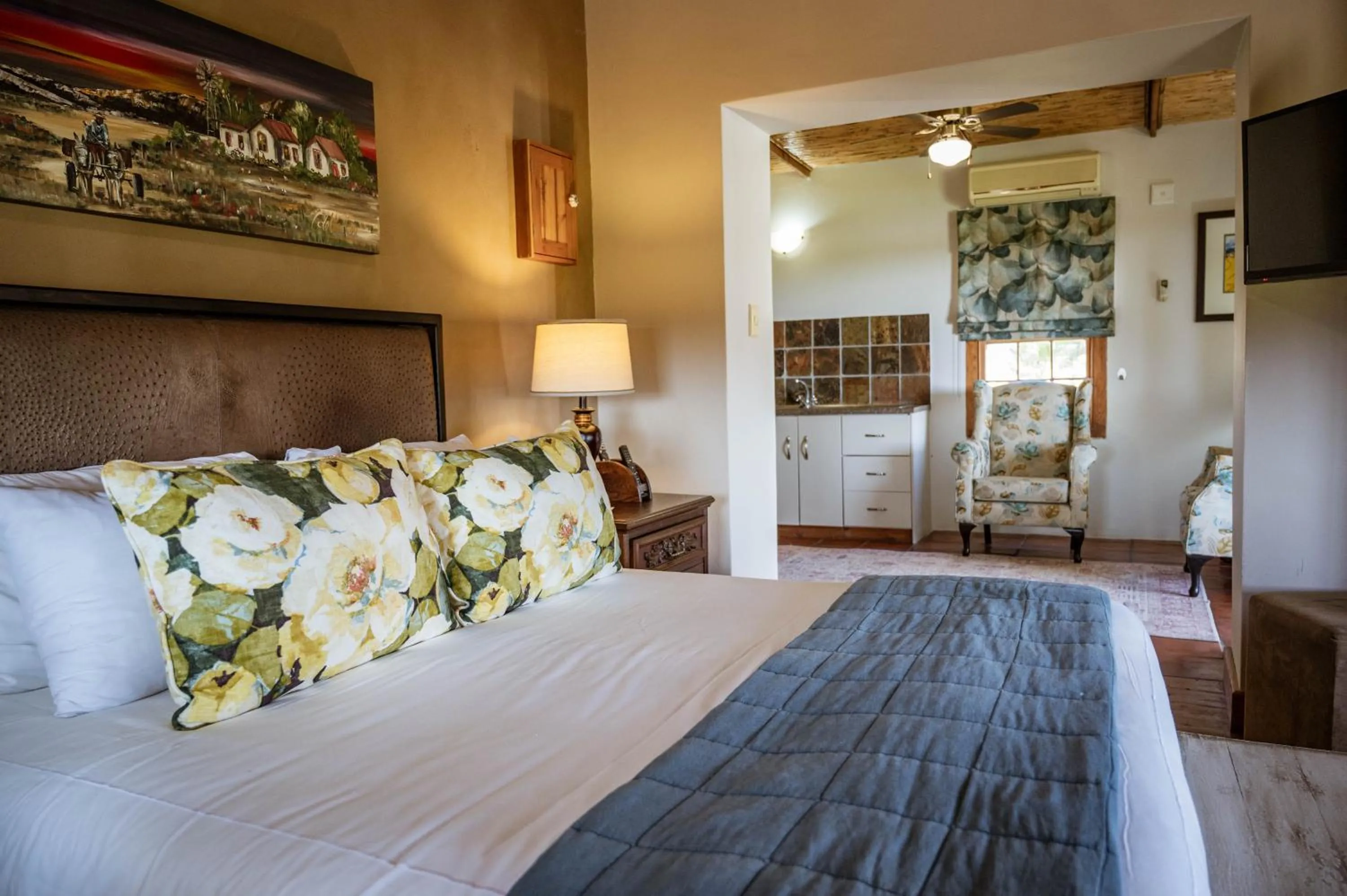 Photo of the whole room in De Denne Country Guest House