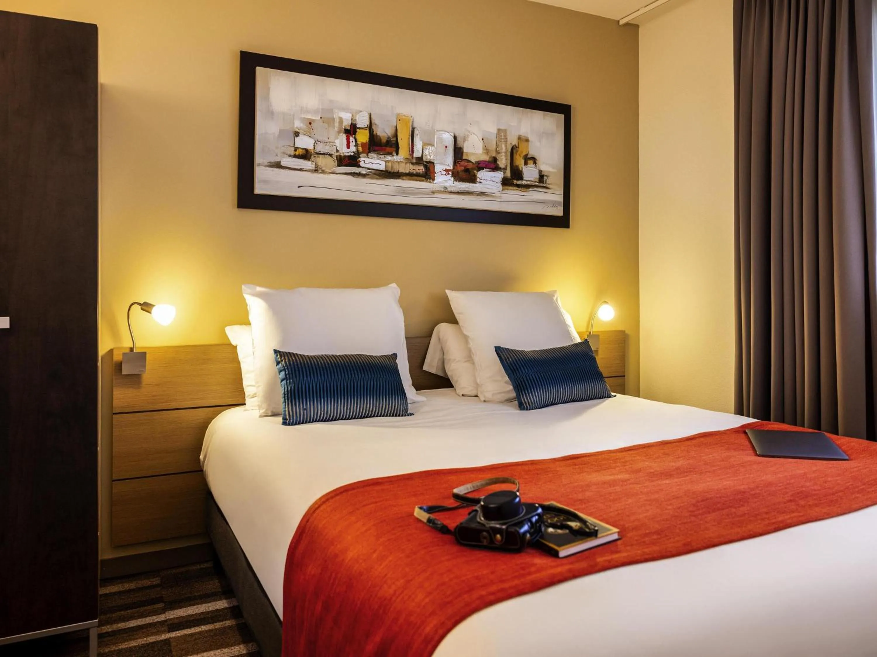 Bedroom, Bed in Mercure Agen Centre