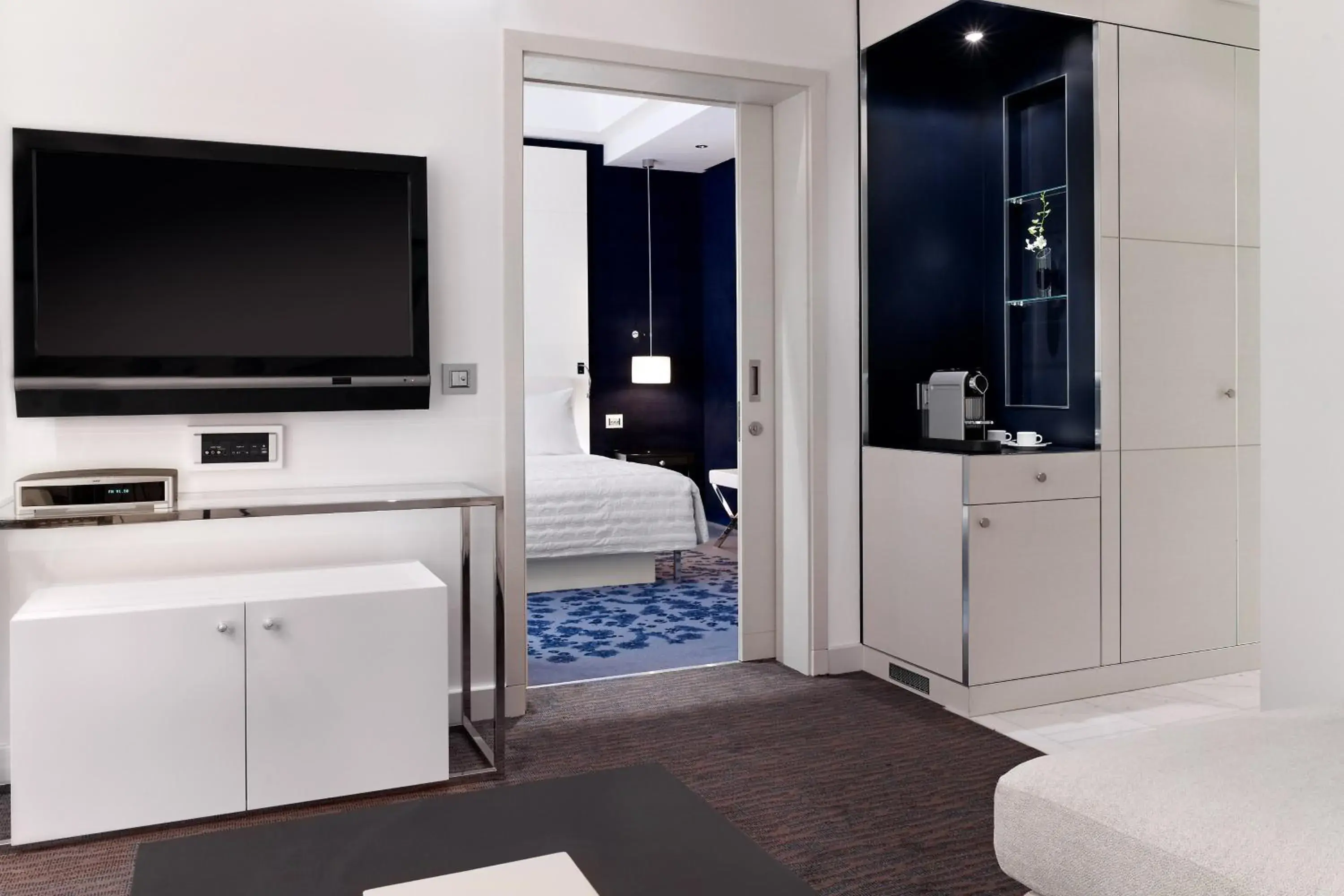 Junior Suite, Club Lounge Access, 1 King in Le Meridien Al Khobar Junior Suite, Club Lounge Access, 1 King in Le Meridien Al Khobar