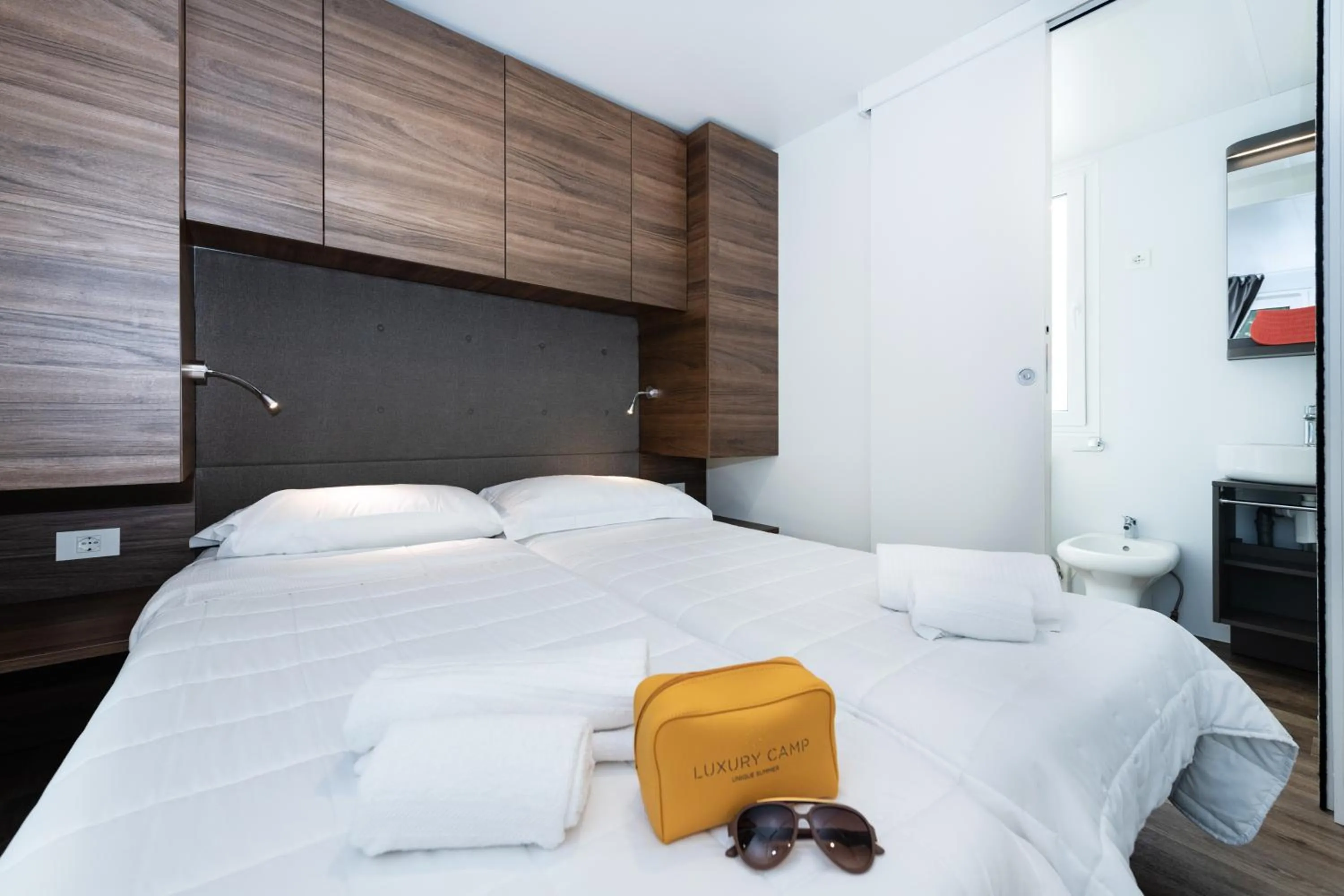 Bedroom, Bed in Luxury Camp at Union Lido