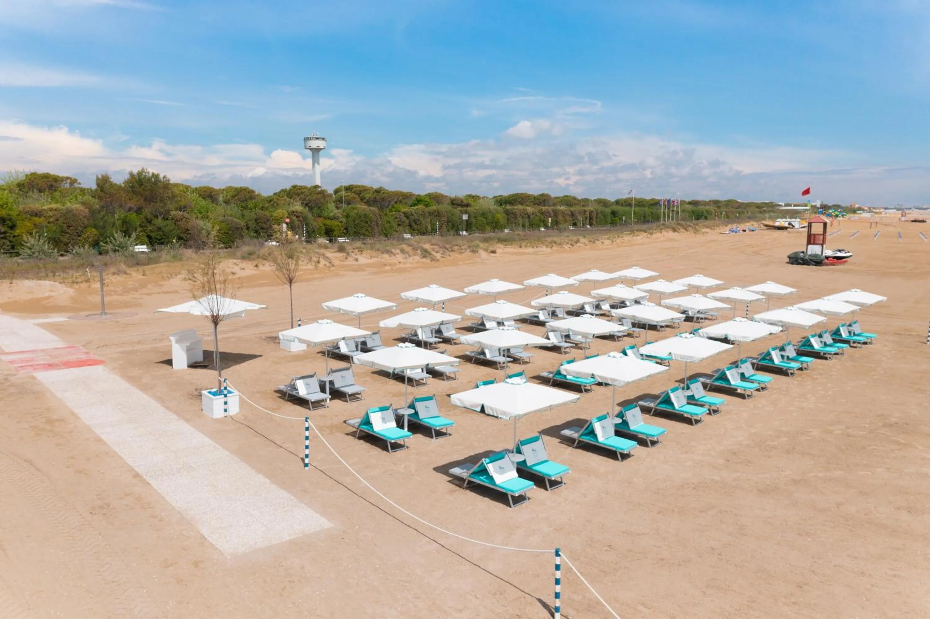 Beach in Luxury Camp at Union Lido