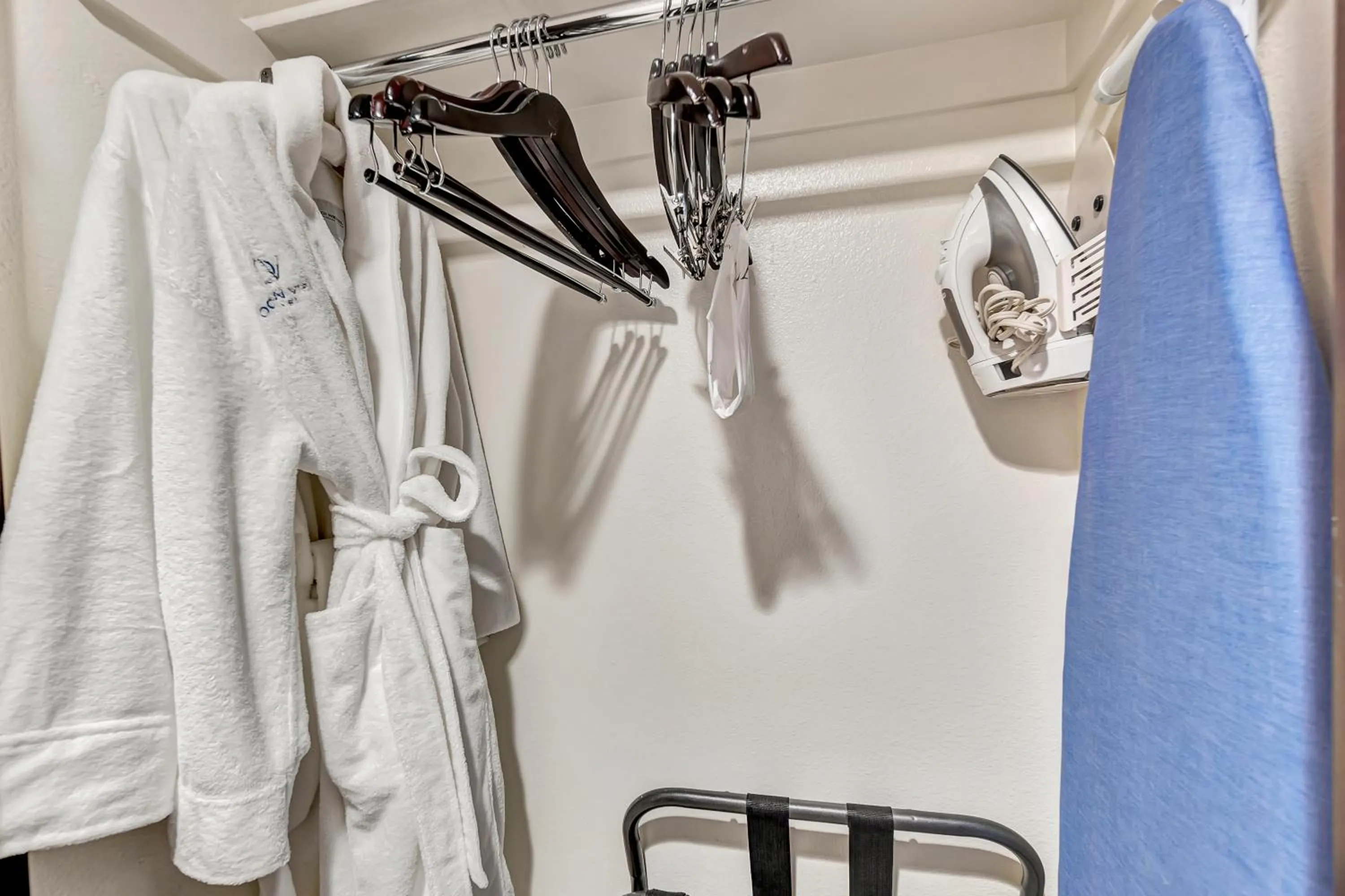 flat iron in Ocean View Hotel