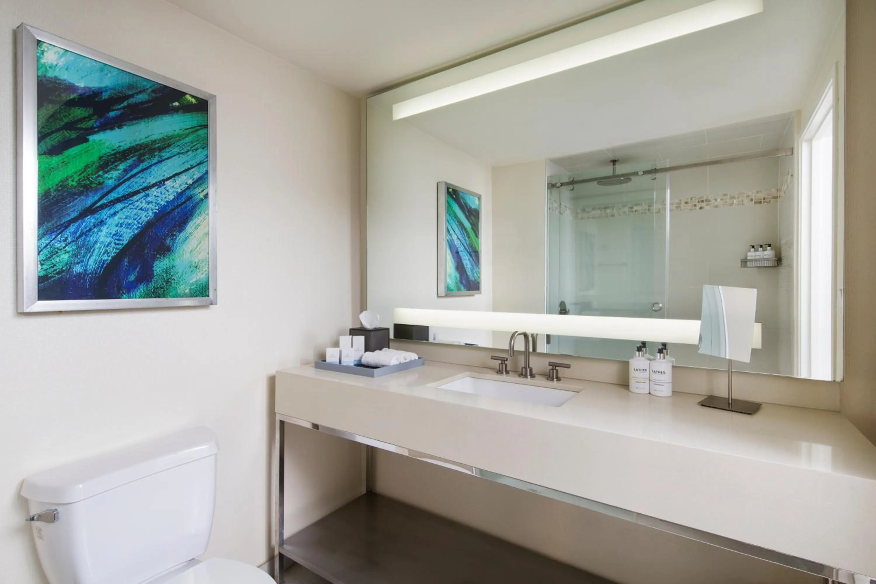 Bathroom in Ocean View Hotel