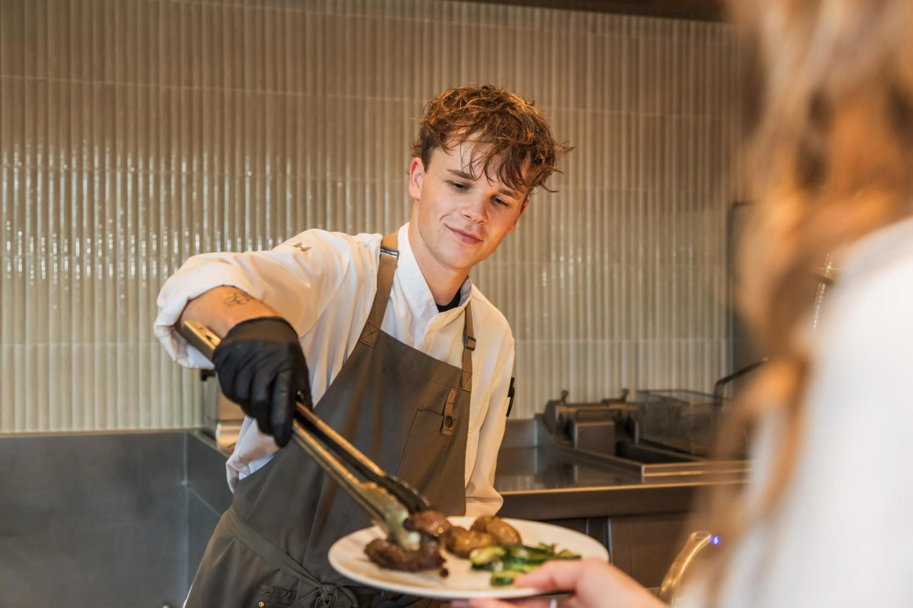 Restaurant/places to eat in Van der Valk Hotel Düsseldorf