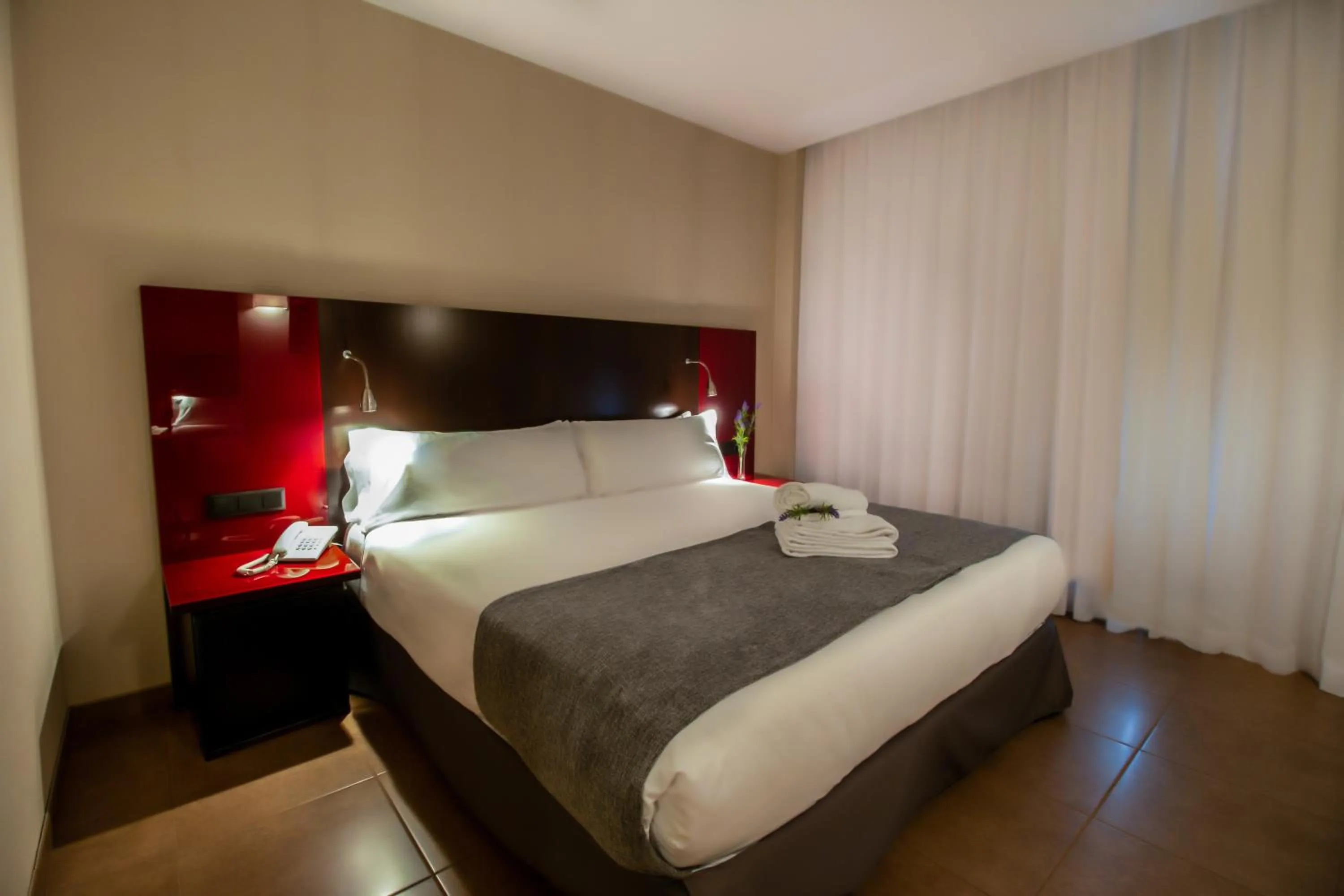 Bed in SM Hotel Teatre Auditori