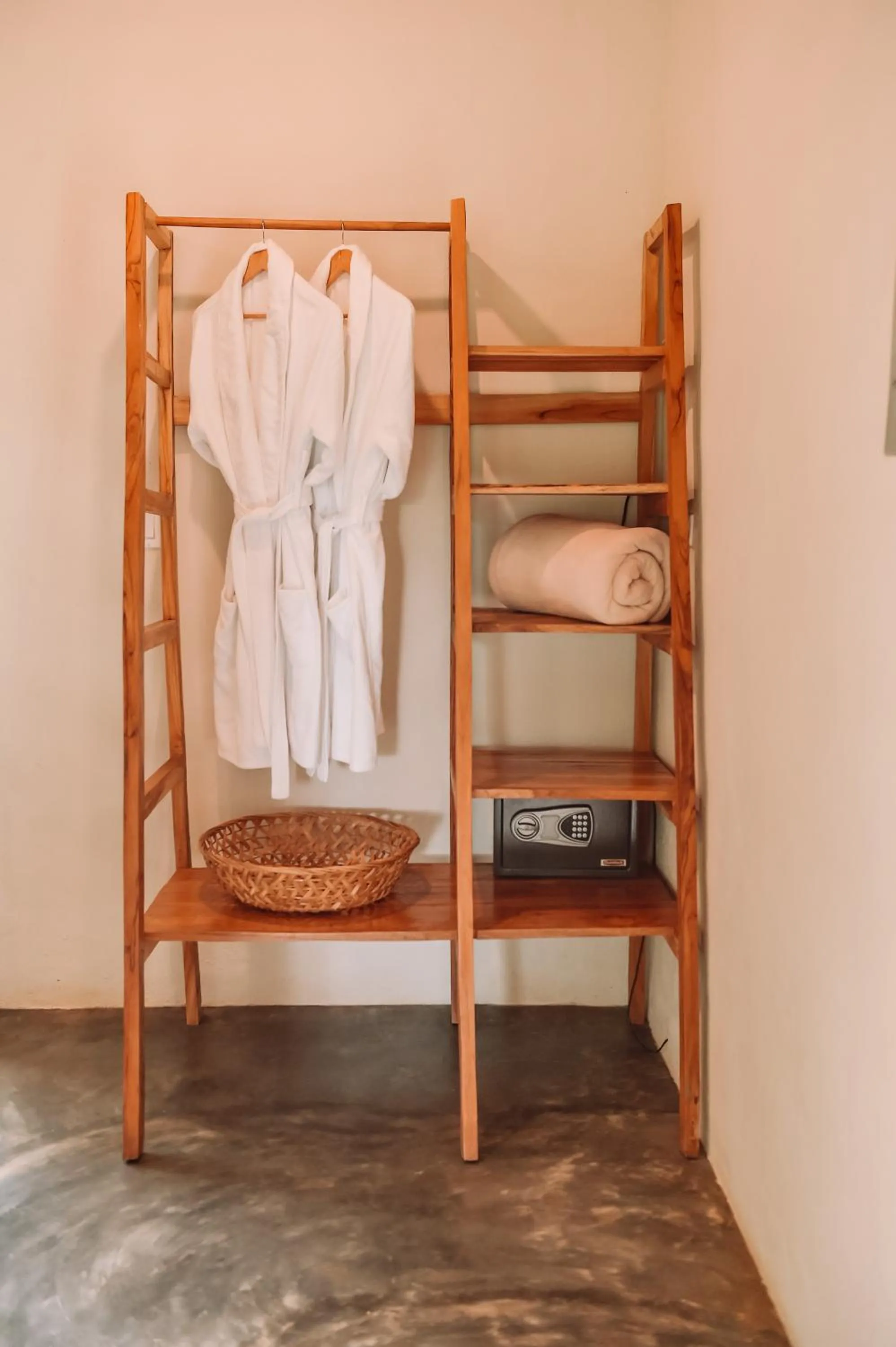 wardrobe in Villa Coco