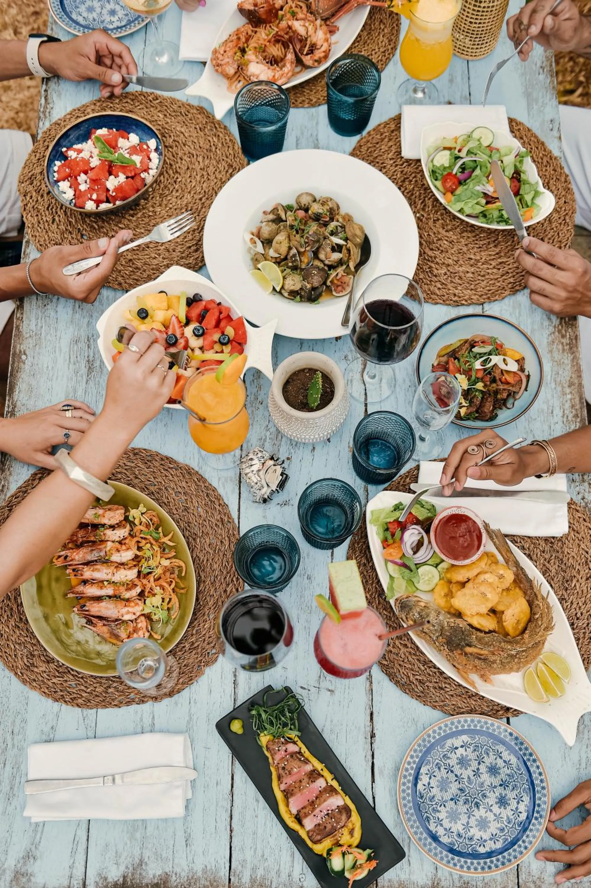 Restaurant/places to eat in Villa Coco